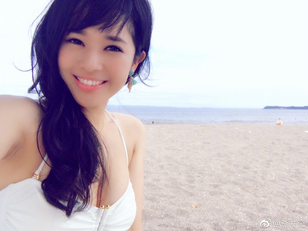 蒼井空2017年退出AV女優界，目前也是2寶媽。（翻攝自蒼井空微博）