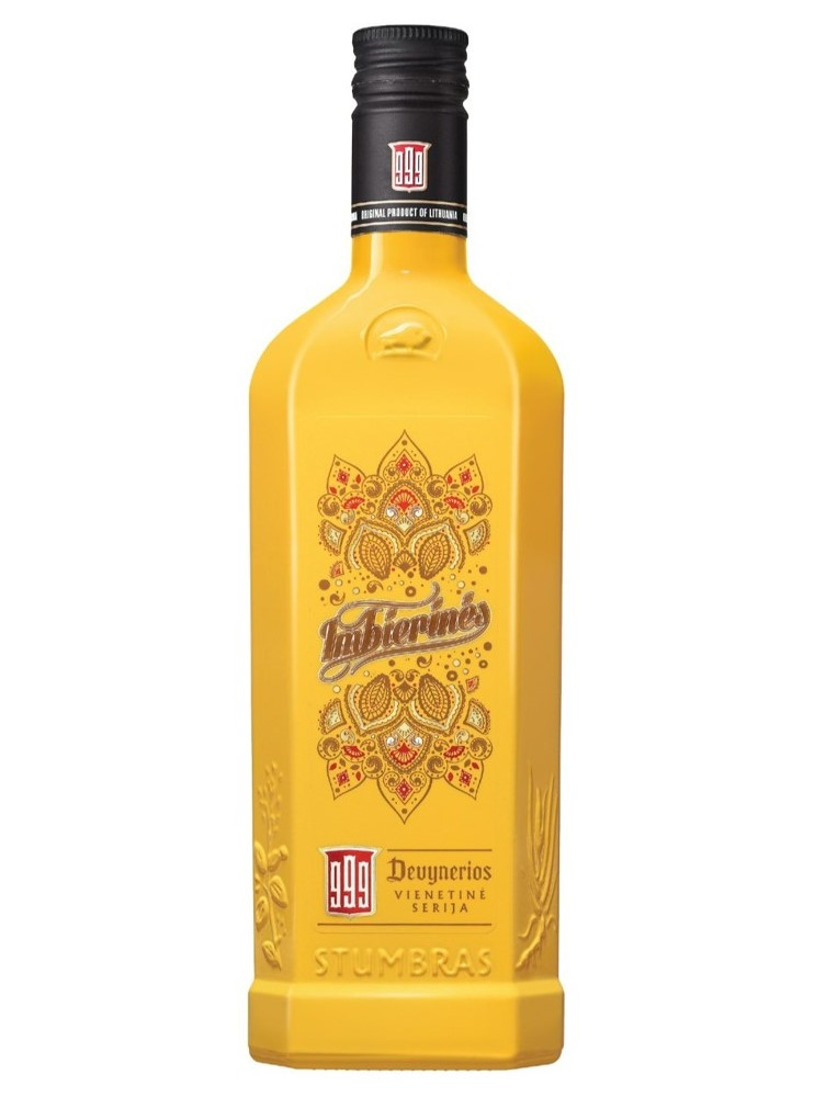 「999薑味利口酒」薑檸味濃郁，是調酒、純飲、入氣泡飲都合適的百搭酒款。（Little-one Bar立陶宛小酒吧提供）