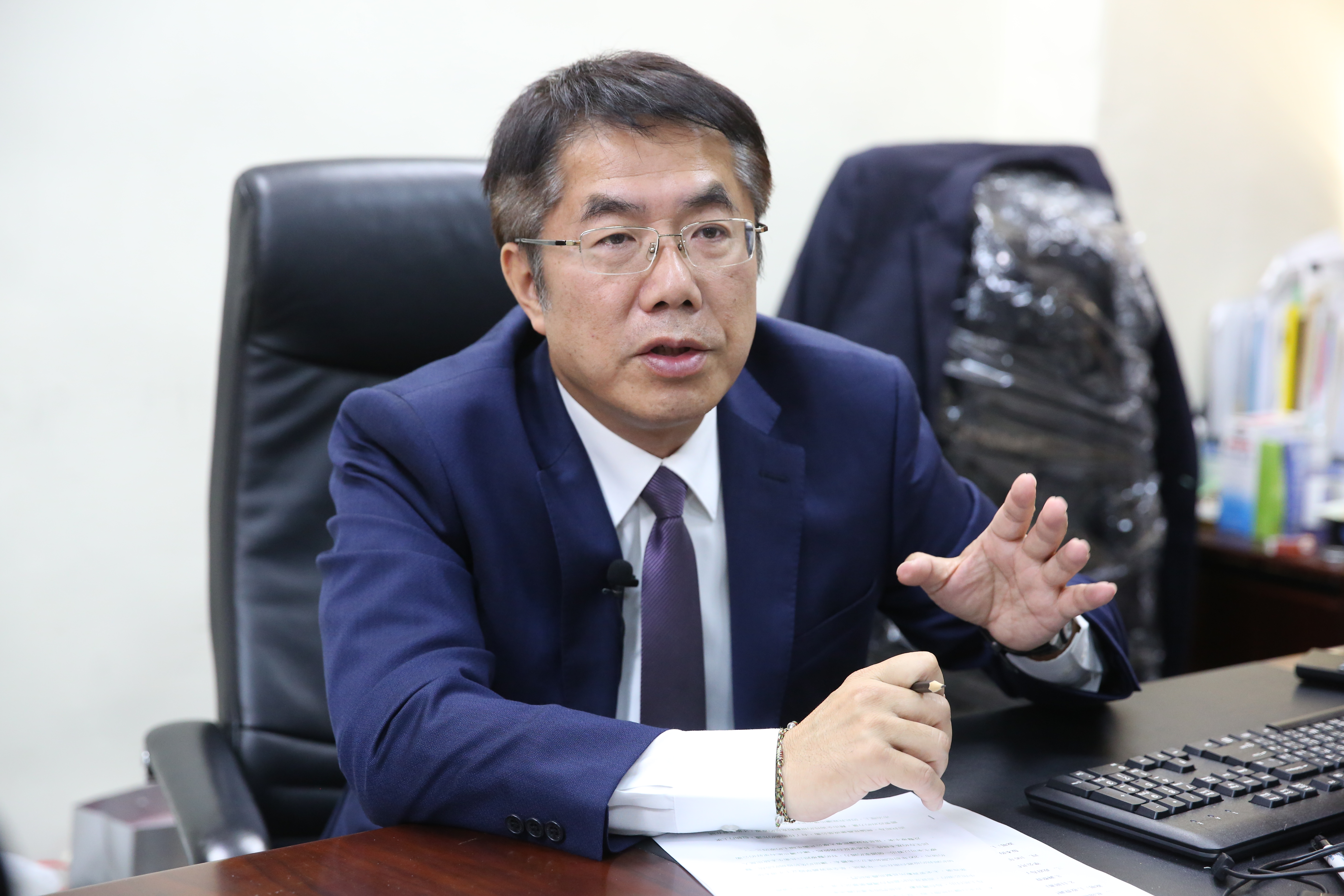 對於外傳全國三級警戒擬延長，台南市長黃偉哲今天上午表示，希望指揮中心能考量民情與實際防疫，在兩者之間找出最大折衷點。（本刊資料照）