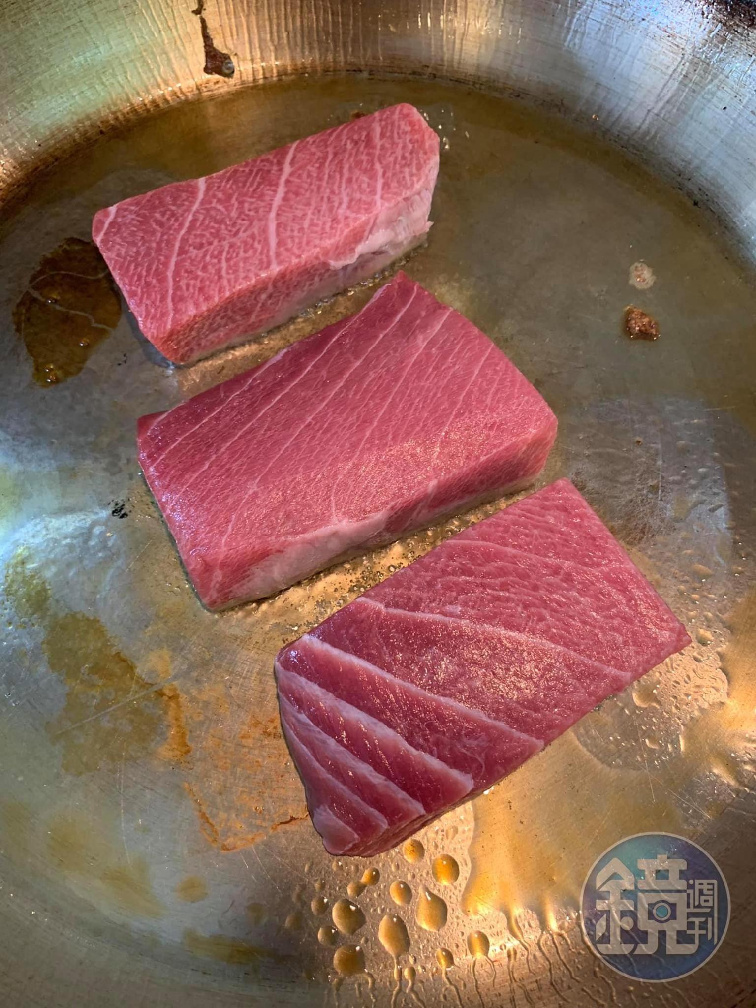 另外3塊鮪魚排亦如法炮製。