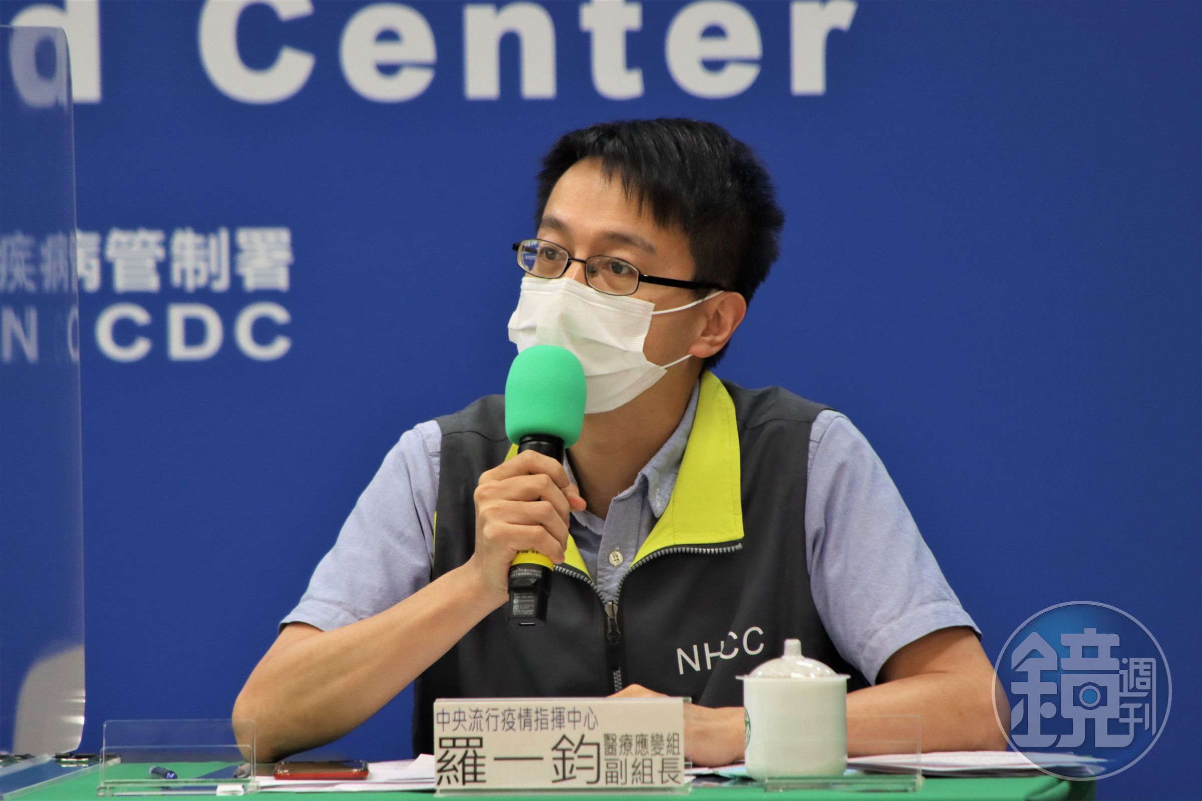 羅一鈞針對今日公布的死亡個案做進一步說明。（指揮中心提供）