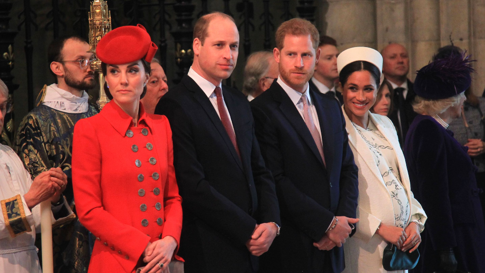 《兄弟之戰》書中指出，梅根對員工相當惡霸，威廉為此與哈利撕破臉，且凱特一直對梅跟很提防。（翻攝推特）