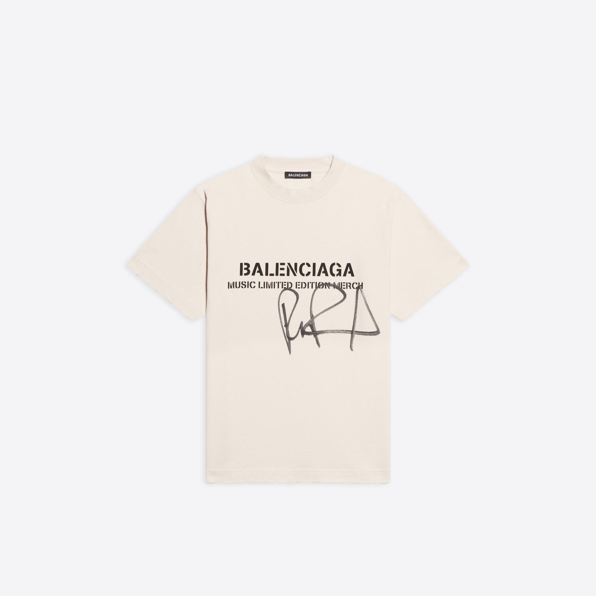 Fit T-shirt  NT$19,500 Balenciaga。（Balenciaga提供）