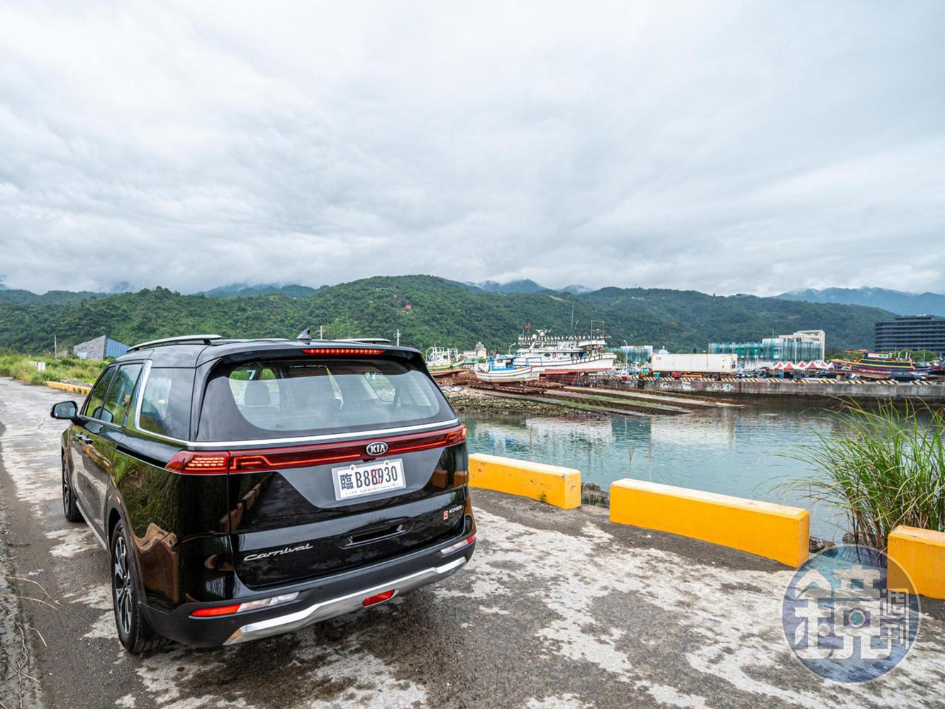 KIA Carnival 尊貴七人座
