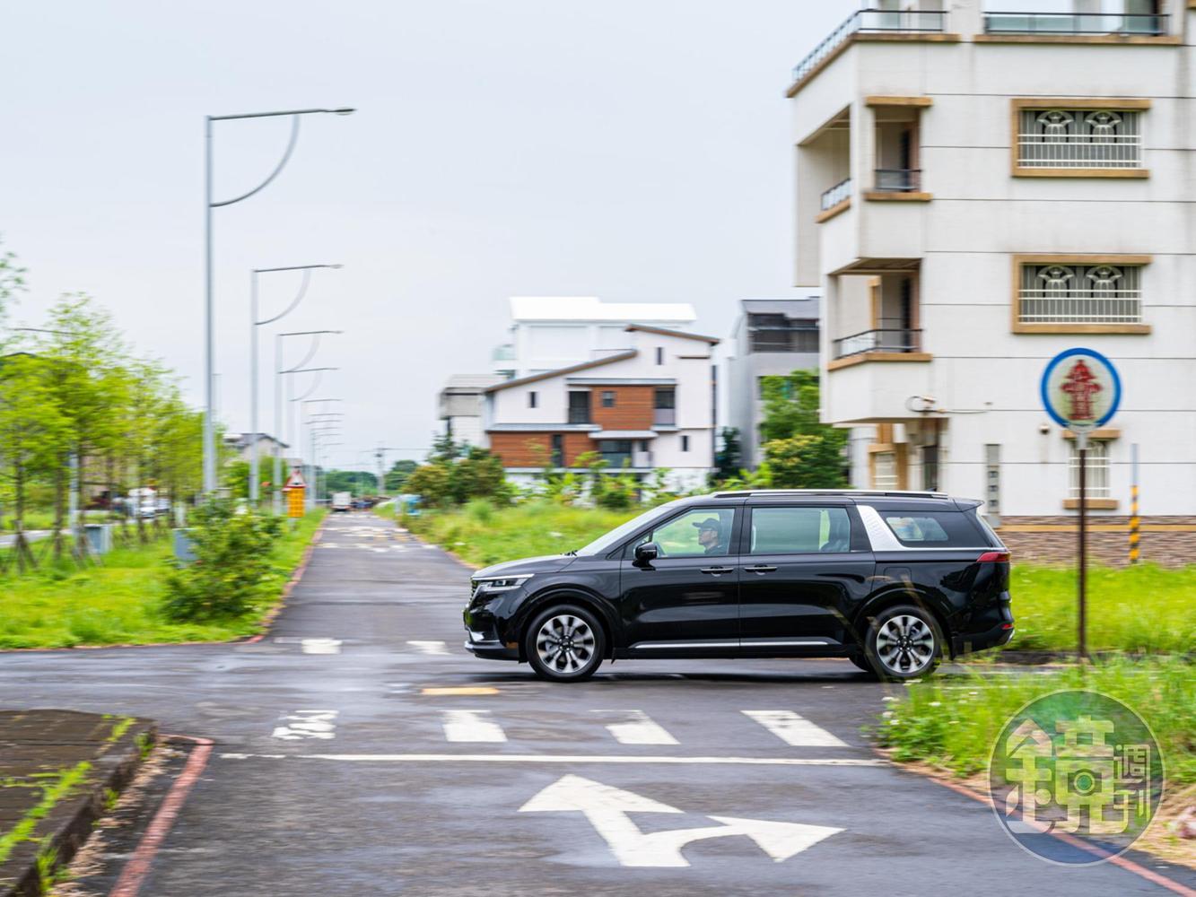 KIA Carnival 尊貴七人座