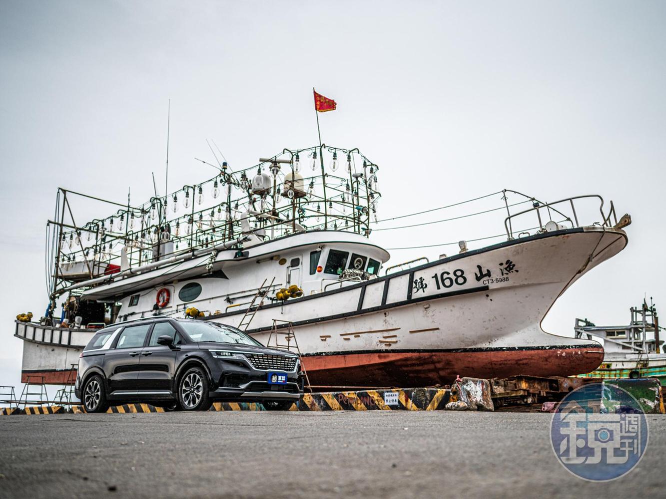 KIA Carnival 尊貴七人座