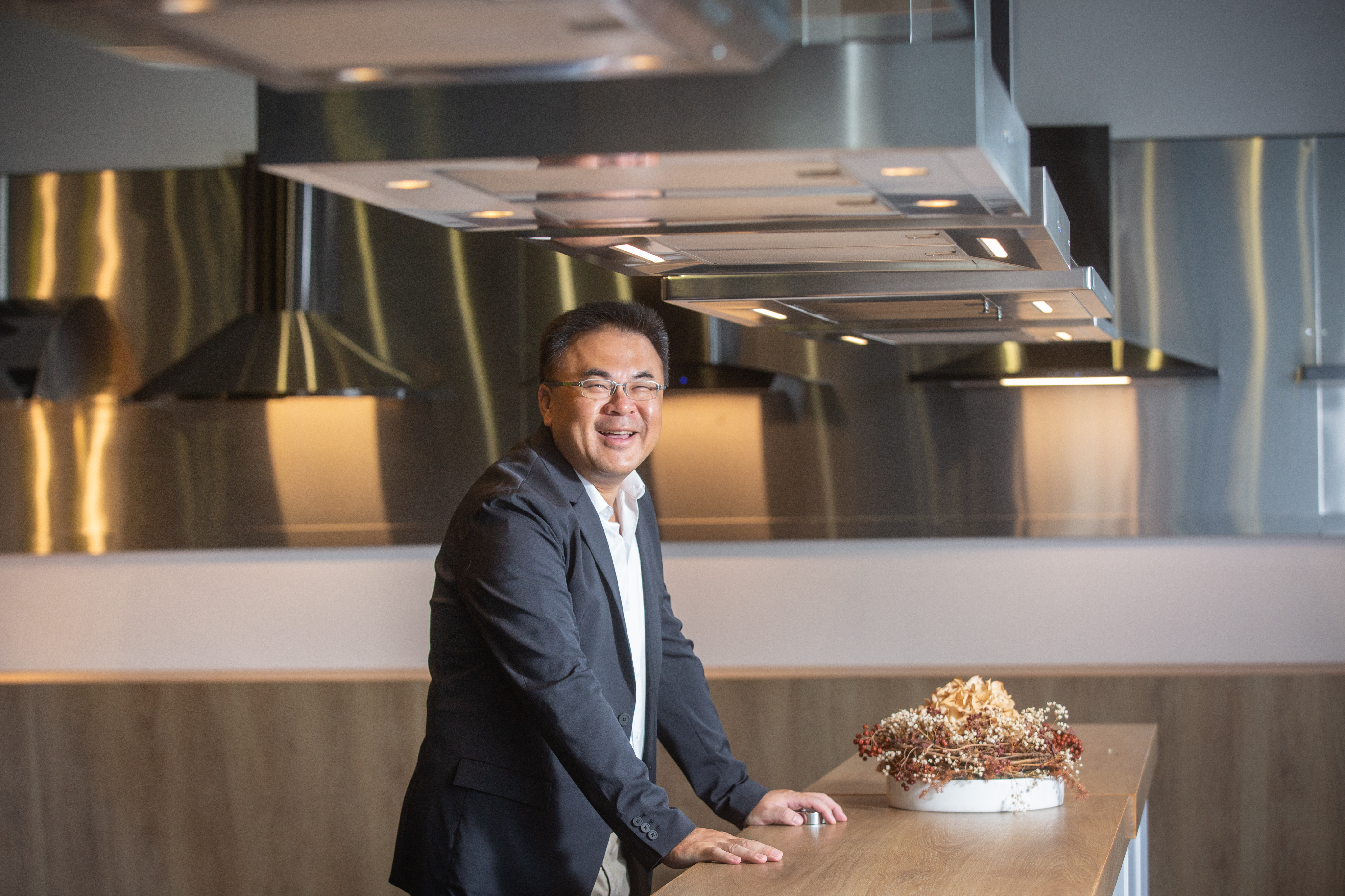 陳柏滄帶領公司轉型做中高階抽油煙機，更重視外觀、功能，如今出口量是台灣最大。