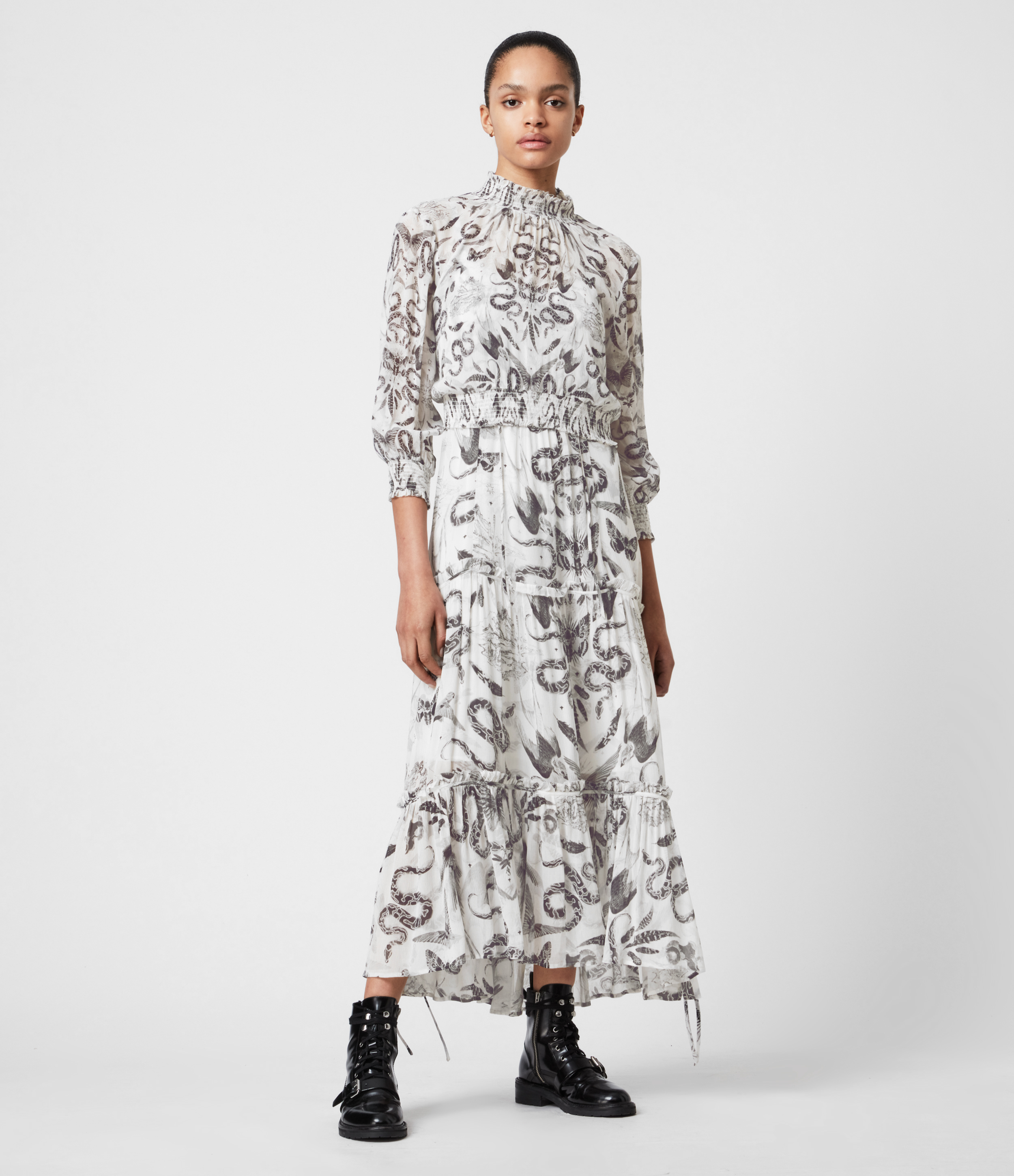 Taya Somnium動物印花兩件式長洋裝 NT$16,900 AllSaints。（AllSaints提供）