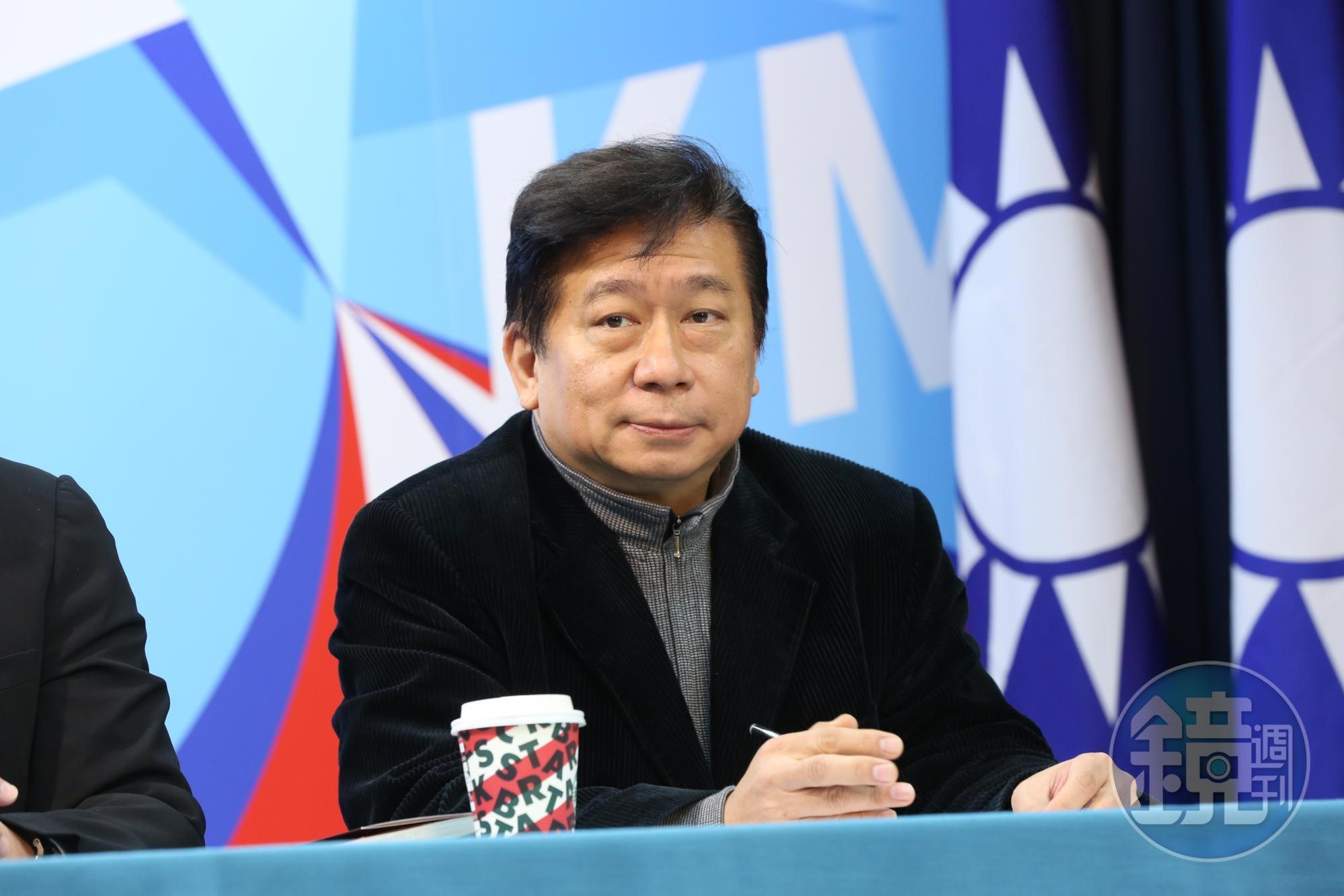國民黨前立委張顯耀昨日才在臉書發文稱「不要日本人不要的AZ」，怎料隨後又遭爆早已接種AZ。（本刊資料照）