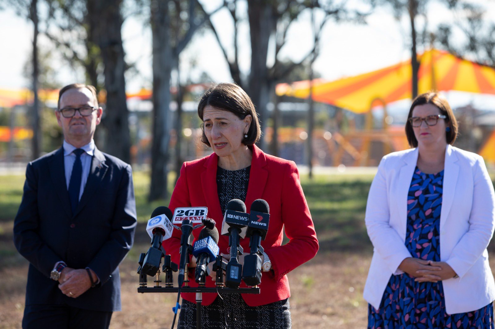 新南威爾士州州長貝爾吉格利安宣布，因應Delta異種株來襲，雪梨與週邊藍山、中央海岸與沃隆岡地區即日起封城2週。（翻攝自Gladys Berejiklian推特）