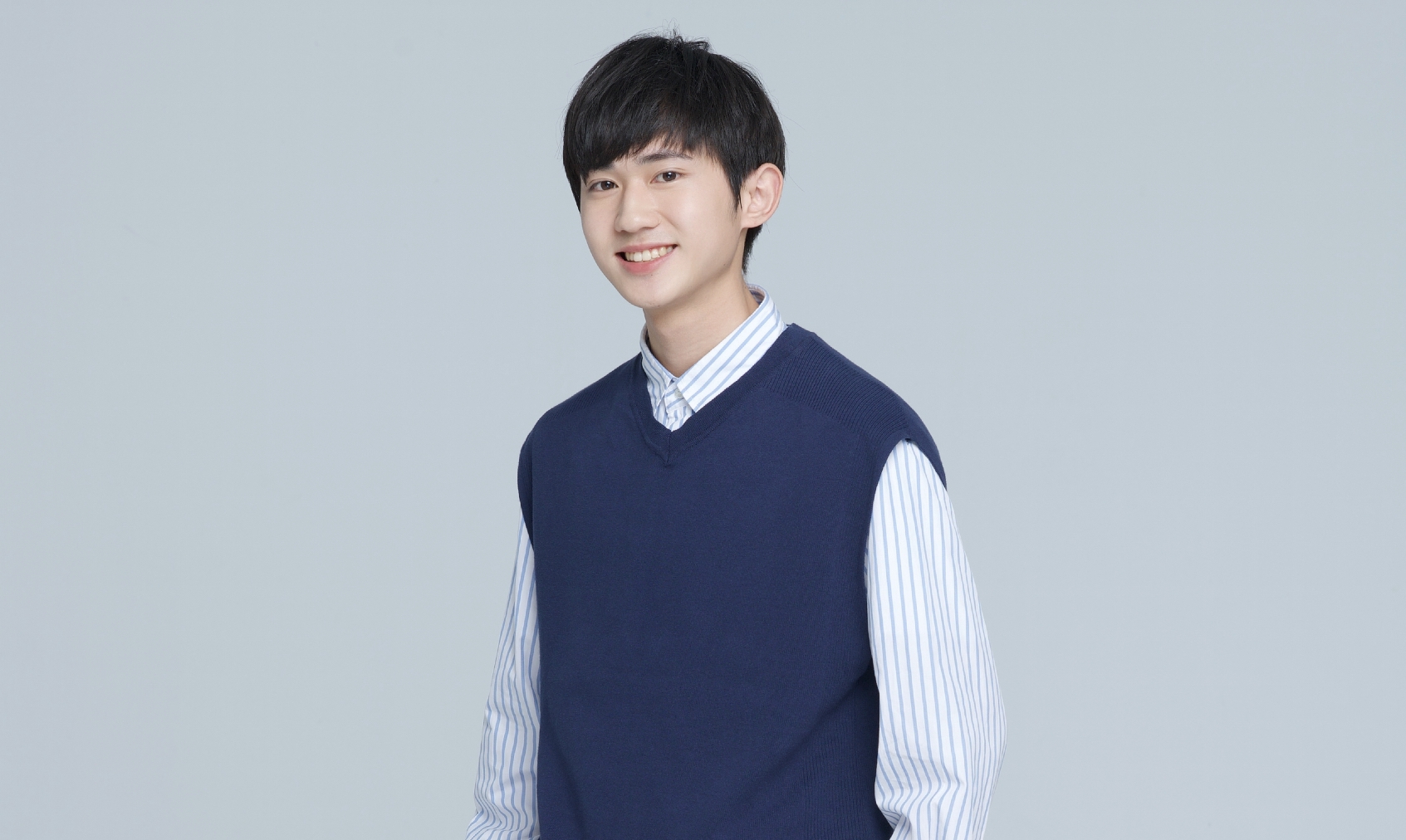 《愛的奧特萊斯》男主角姜典年僅20歲。（LINE TV提供）