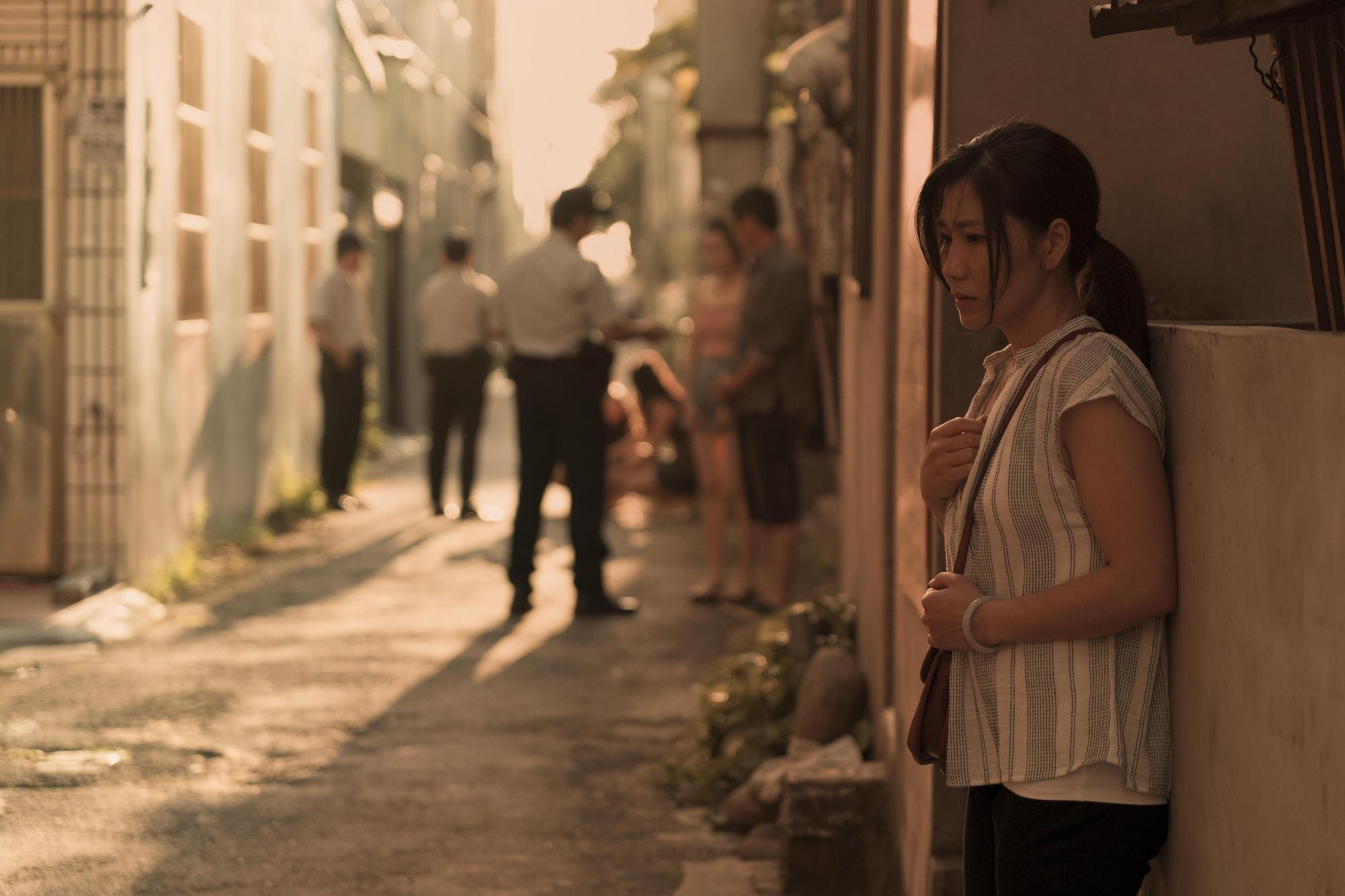 阮安妮在《徘徊年代》裡飾演90年代遠嫁來台的新住民，早在2005年就成為台灣媳婦的她，國台語都很輪轉。（傳影互動）