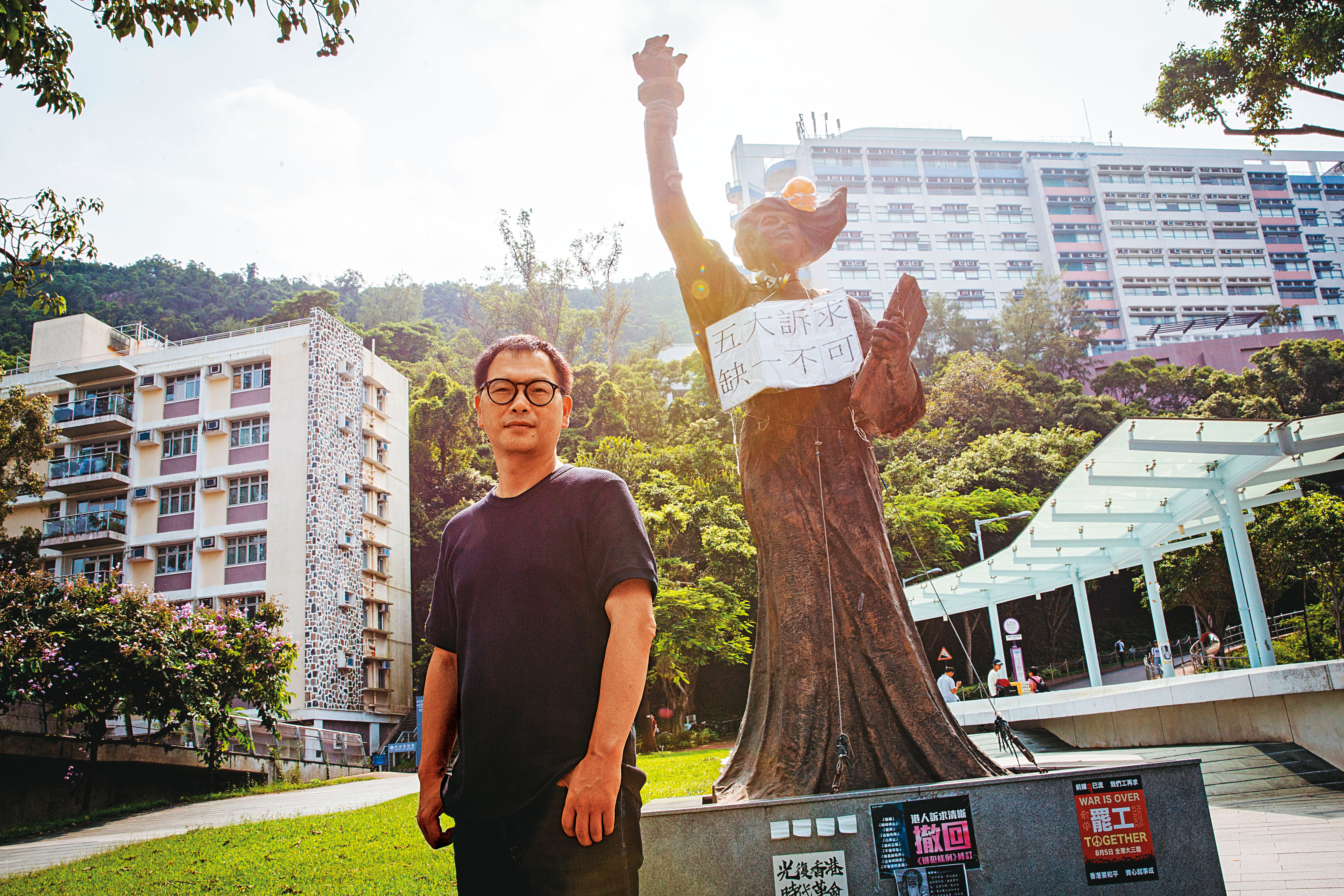 周保松指出，《蘋果日報》對港人的意義不只是份報紙，還是公共情感的載體。圖為2019年周保松在香港中文大學接受本刊採訪。