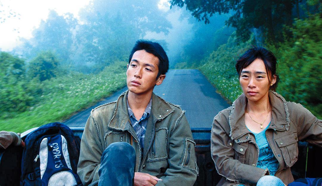 柯震東（左）曾說《再見瓦城》是自己演技轉型的重要作品，也讓他的戲路更加寬廣。右為吳可熙。（岸上影像提供）