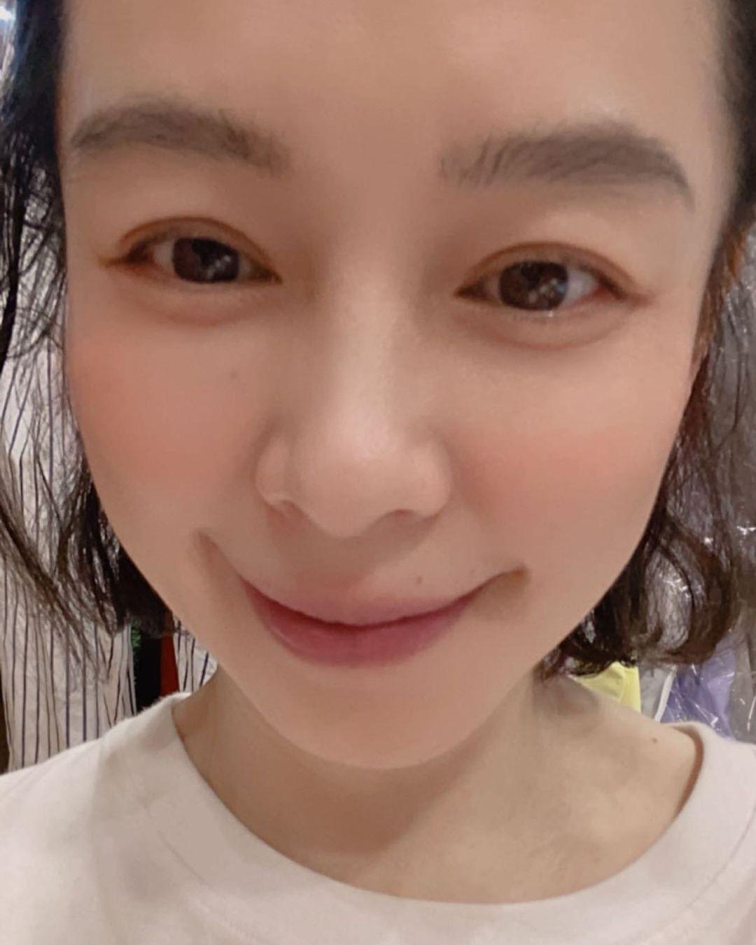 早前徐若瑄受為食道逆流所苦,如今透露已康復9成。(徐若瑄IG)