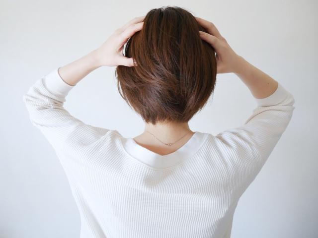 富豪妻子遭保全偷拍換衣片,還被威脅要付3.6億元贖回。(示意圖,圖非當事人,photoAC)