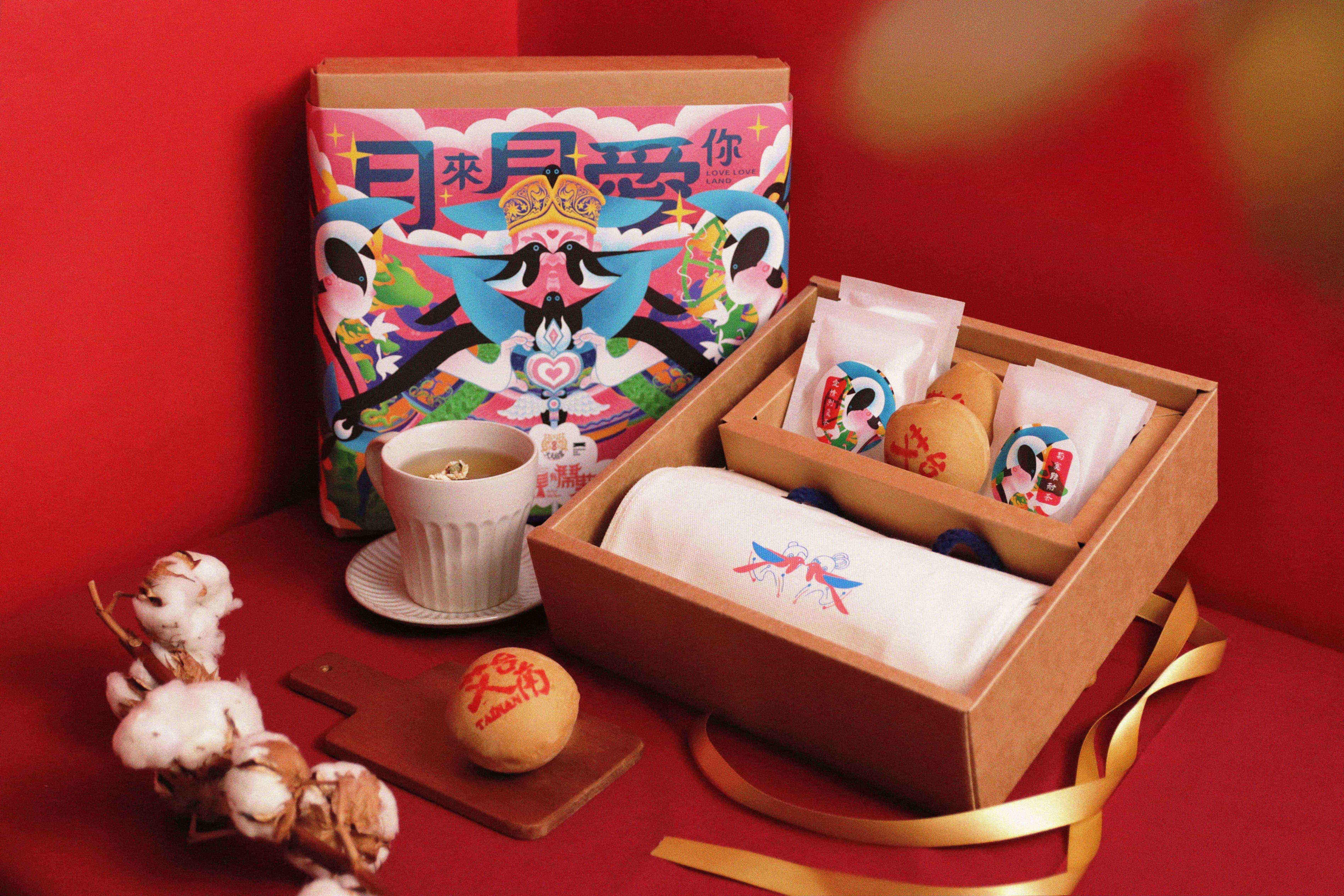 台南康橋慢旅提前備好文青台風感滿載的七夕禮盒。預購價880元，正式販售價1,080元。（康橋慢旅提供）