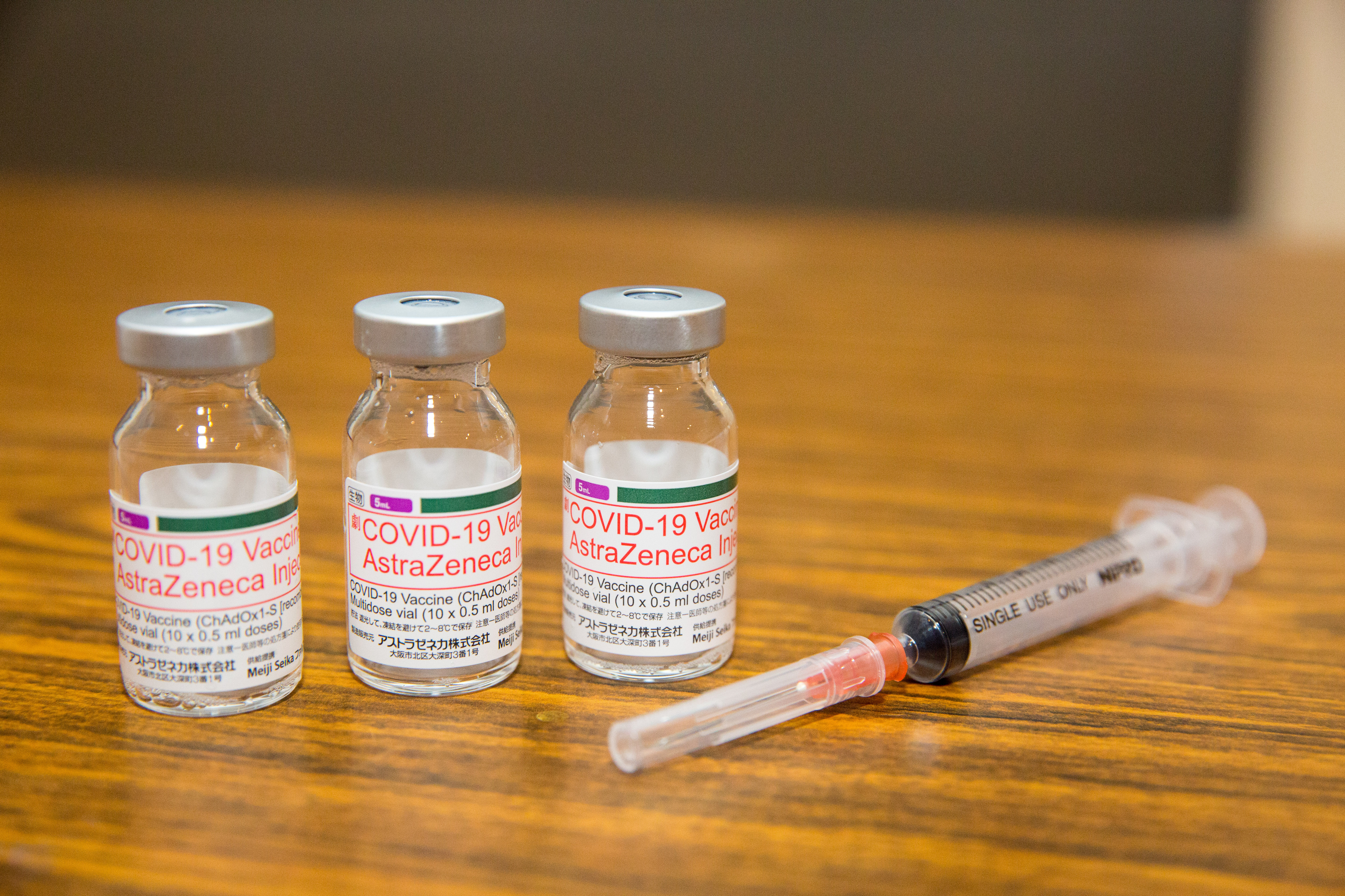 醫師姜冠宇表示，沒打到疫苗的就是成為病房那些要插管不插管、很痛苦的病人。（本刊資料照）