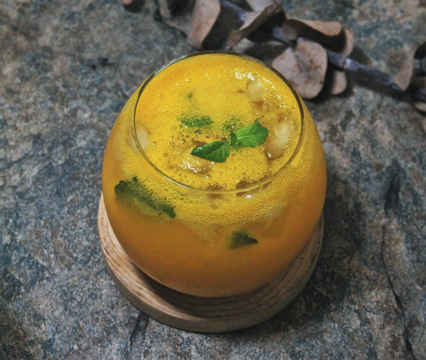 台灣芒果不會傳染病毒，除了好吃還可能帶來微醺小確幸。 