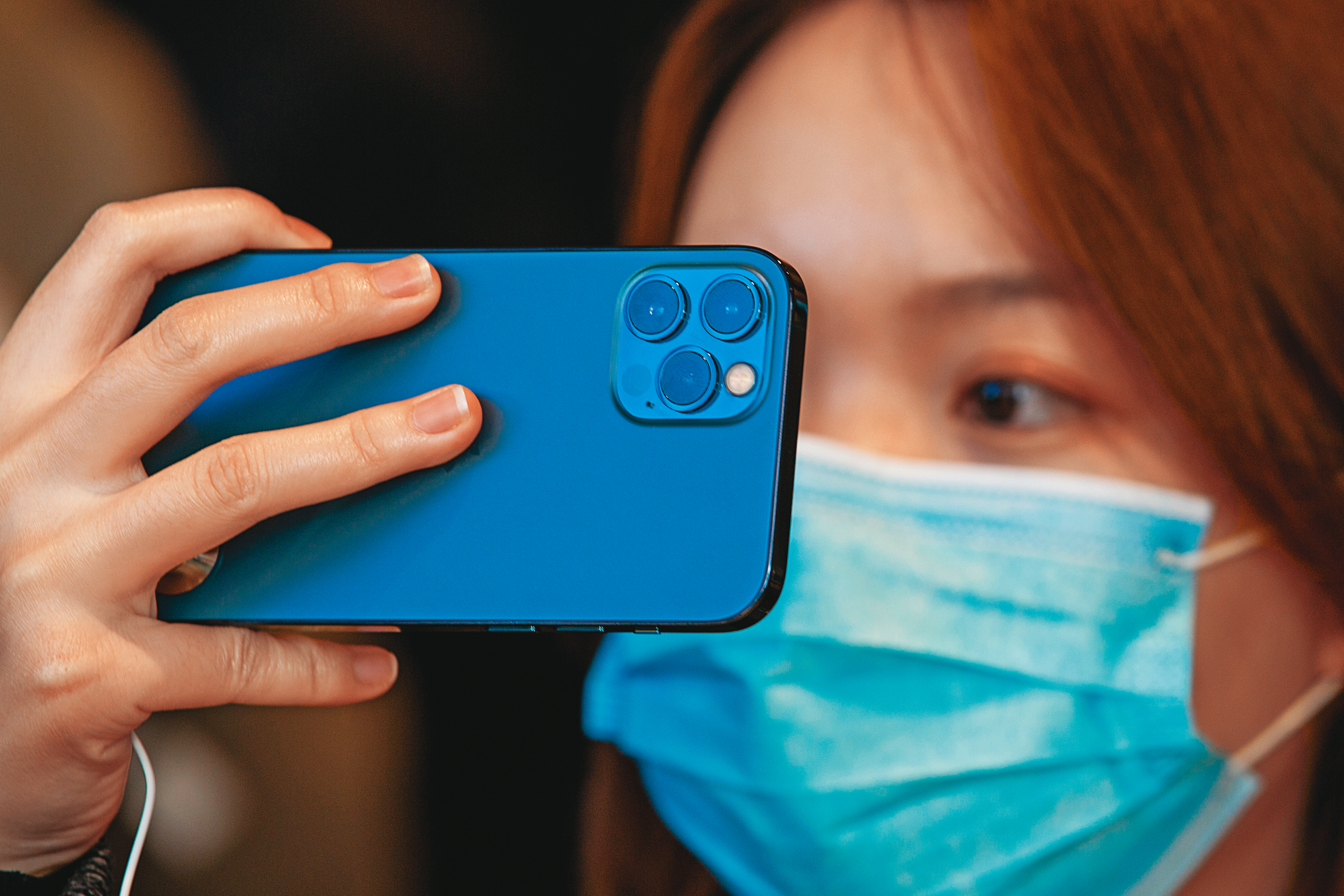 專家指出，鏡頭全面升級是iPhone12S的最大亮點。（東方IC）