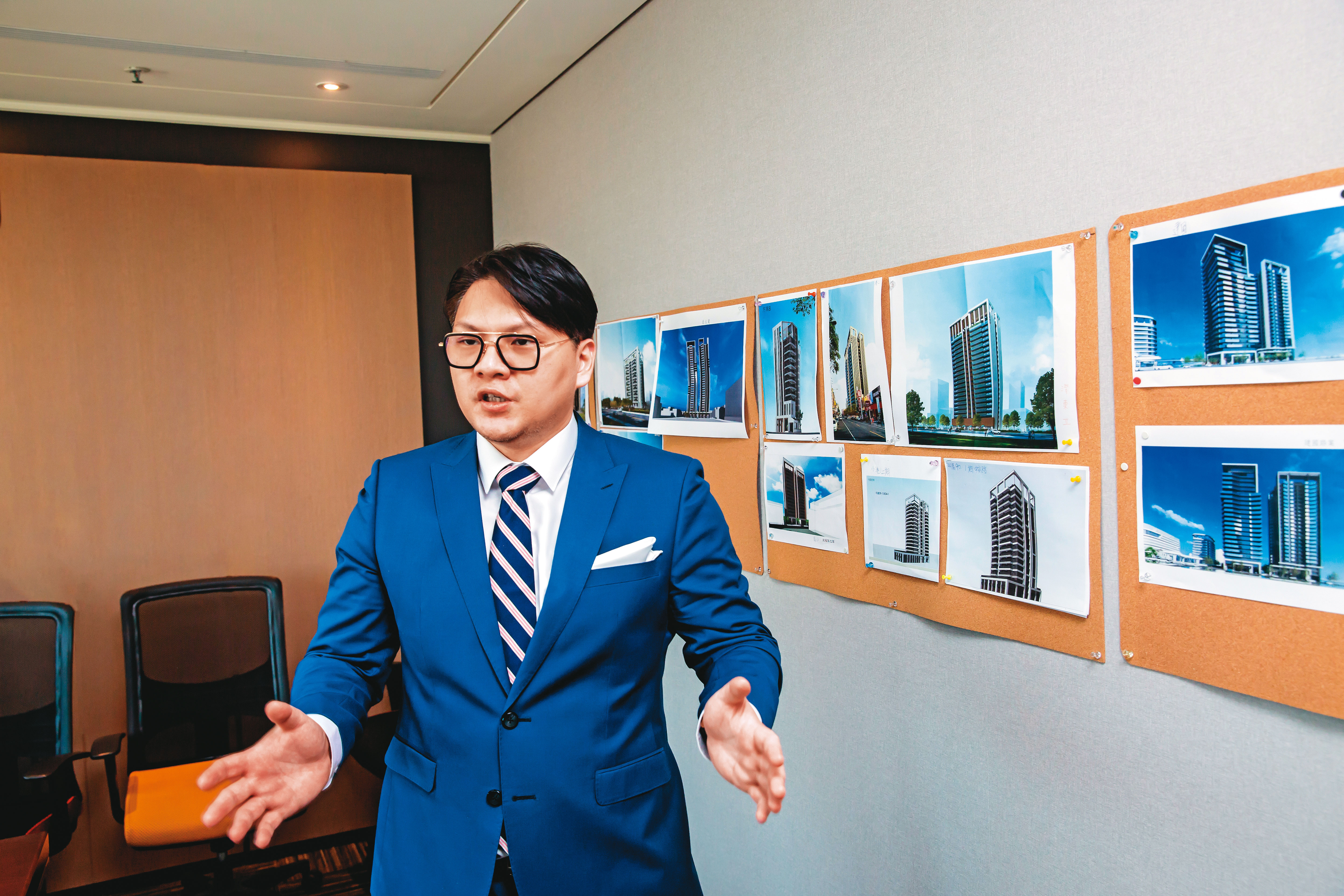 三地集團近年屢次因併購老牌企業躍上新聞版面，執行長鍾育霖接受本刊專訪親揭集團神秘面紗。