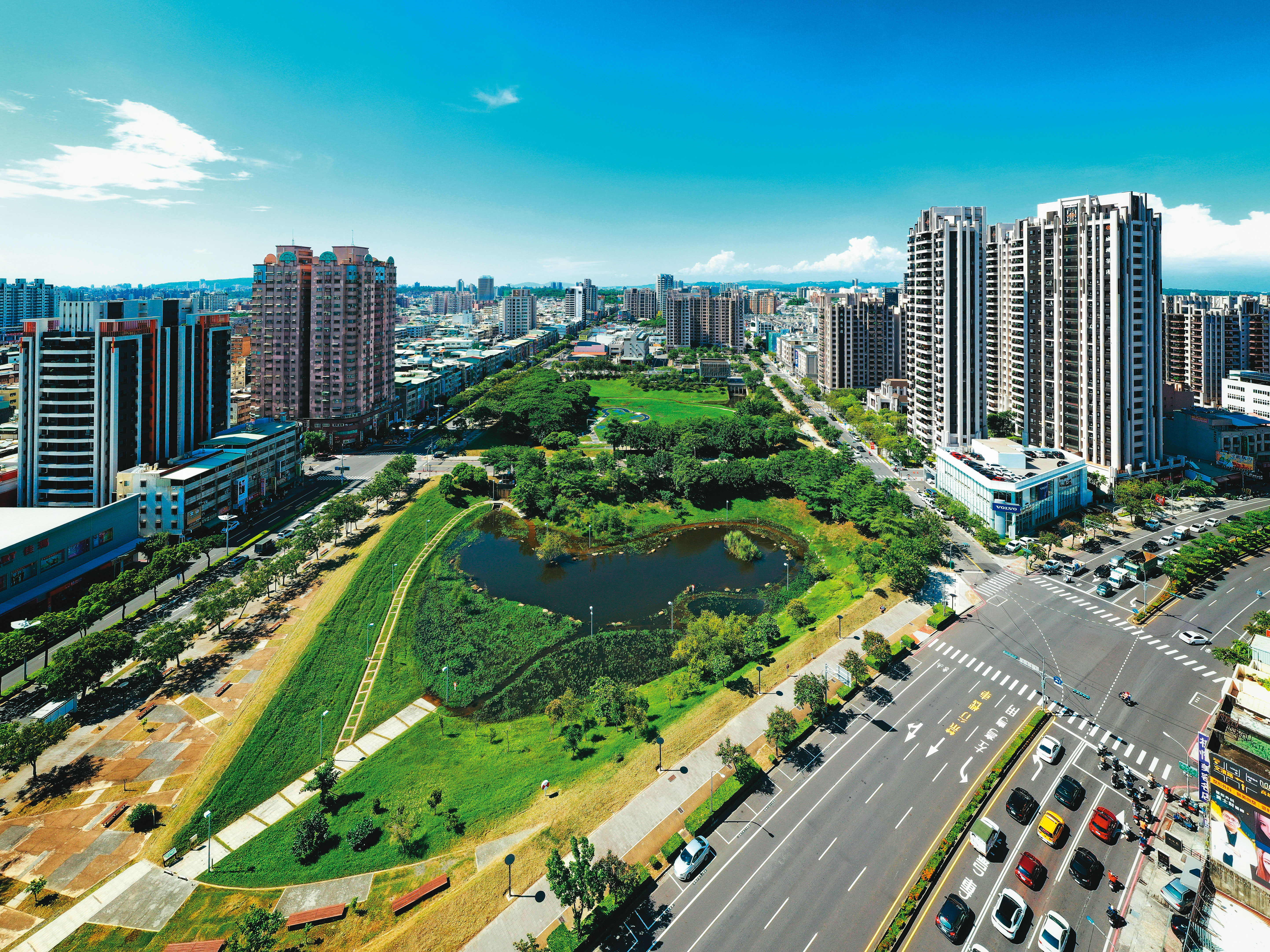 三地從土地重劃起家,高雄41期重劃區就是其代表作,不到10年土地價值至少翻9倍。