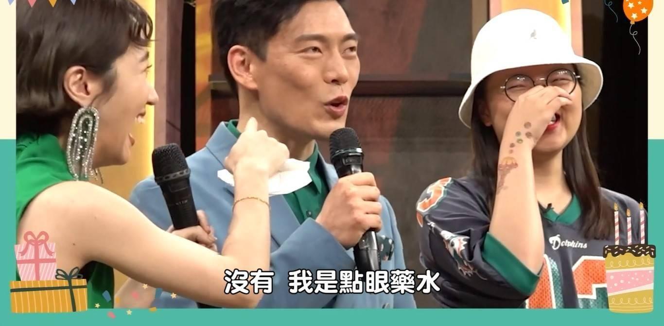 《料理之王2》為首席導師「亞洲廚神」Jason Wang王凱傑舉辦慶生會,場面溫馨讓他不禁落淚。(《料理之王2》提供)
