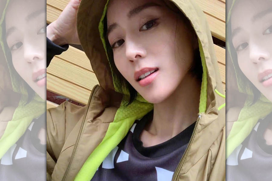 雖然疫情關係許多藝人工作都暫停甚至取消，但張鈞甯依舊接下新的汽車代言。（翻攝自張鈞甯臉書）