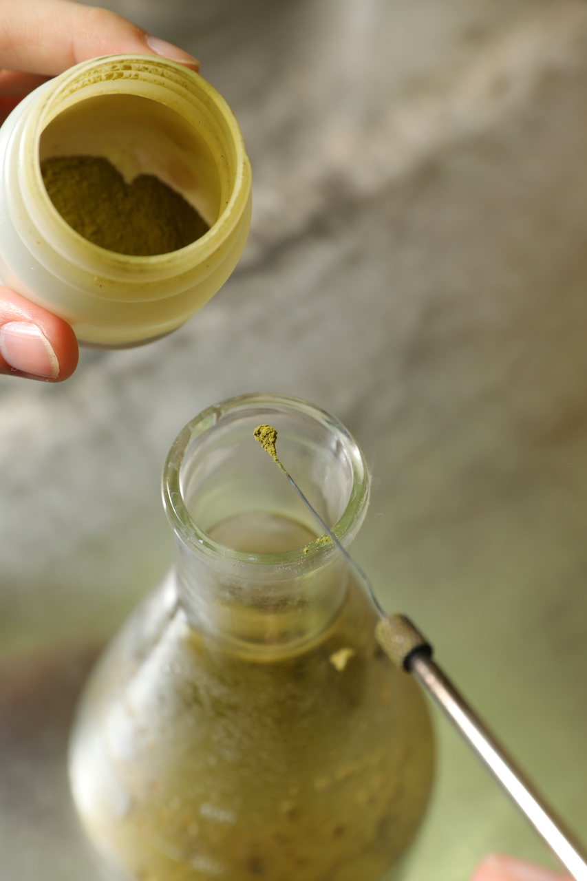 以老字號醬油品牌起家的大武山酒造，擅長微生物研究及發酵作用。