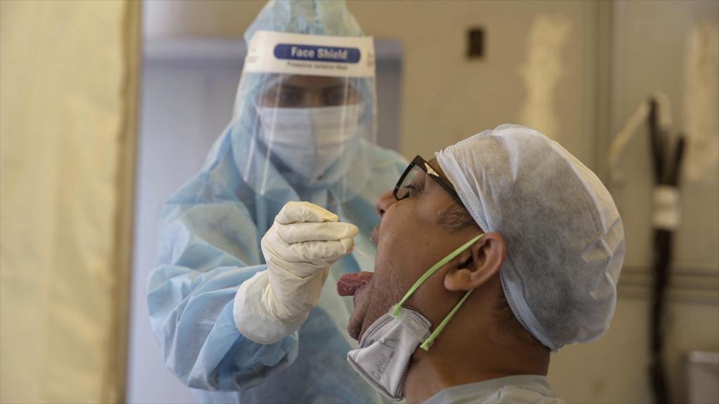 《新冠病毒：印度抗疫紀實》介紹新冠病毒在印度擴散及印度抗疫的過程。（myVideo提供）