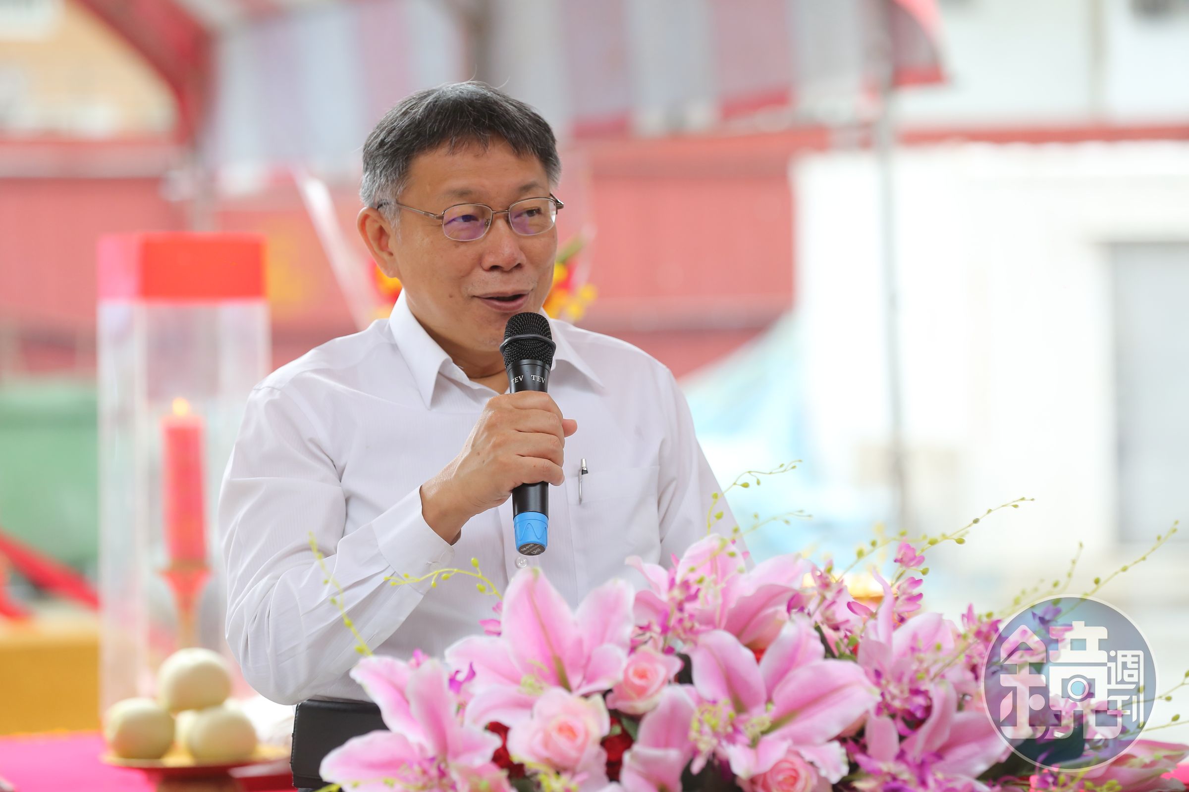 台北市長柯文哲視察環南市場復市，表示趁此建立會員制度，後續應要做物流、無現金支出等措施。（本刊資料照）