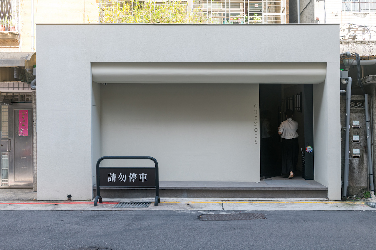 時髦中餐廳Chinois，由主廚翁士峻（Vincent）和知名餐廳「紅豆食府」大小姐蔡依倫聯手打造。