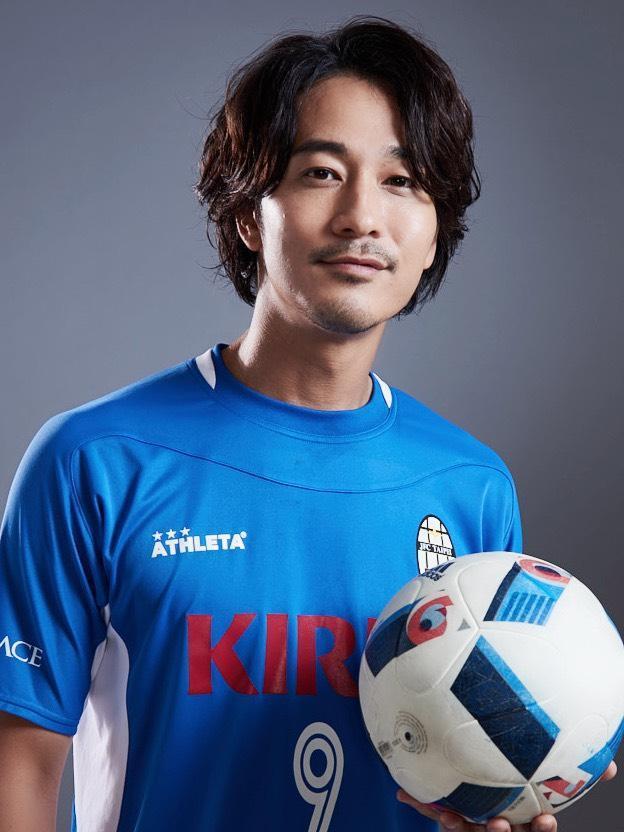 日籍男模鈴木有樹6月喜獲千金,從妻子懷孕起就一手包辦家事,相當貼心。(凱渥提供)