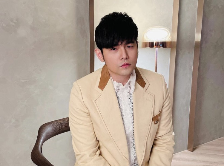 周杰倫擁有高知名度,因而有網友冒用他名字。(翻攝自周杰倫IG)