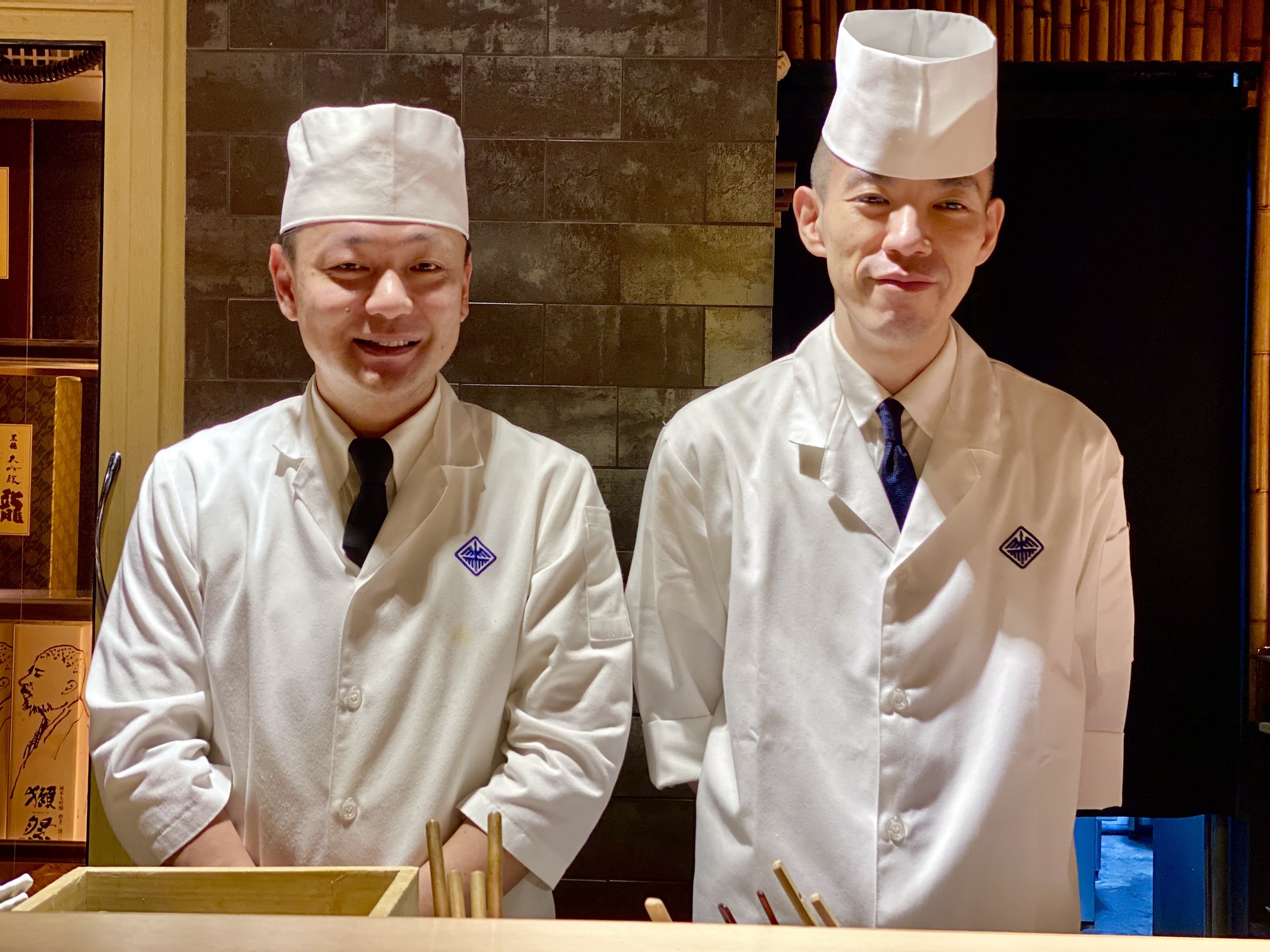 千壽採雙主廚制負責生熟食，2位主廚皆十分平易近人。（千壽提供）
