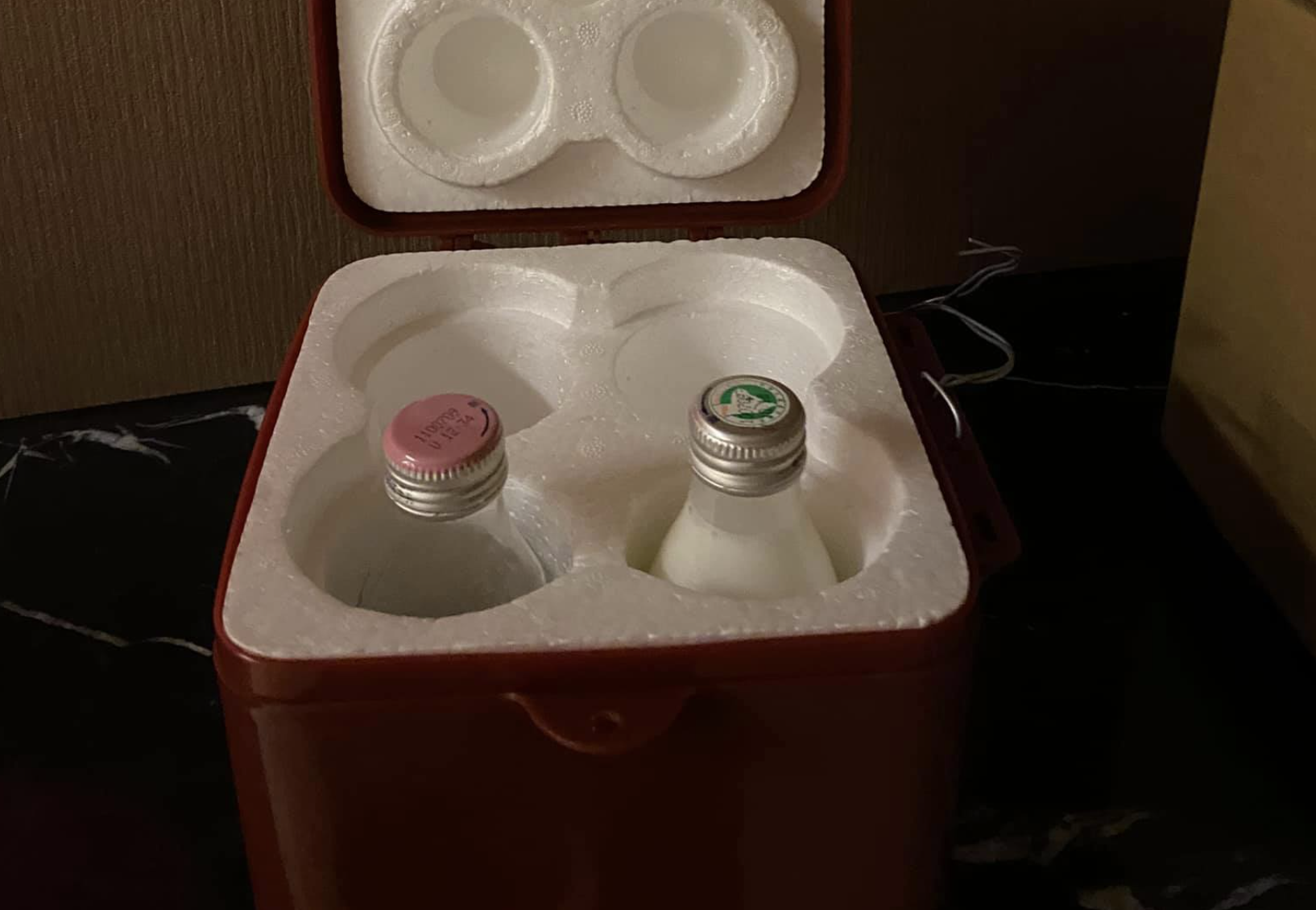 網友發文表示自己訂的羊奶遭人偷喝，就有過來人曝光解決方法。（翻攝自「爆怨2公社」臉書社團）