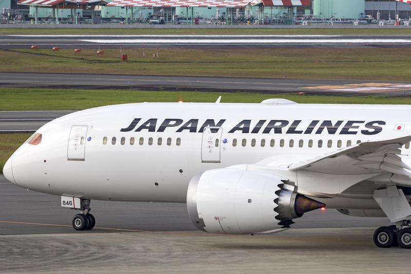 日本捐贈新一批疫苗由日本航空JL809航班負責運送。（示意圖，翻攝推特）