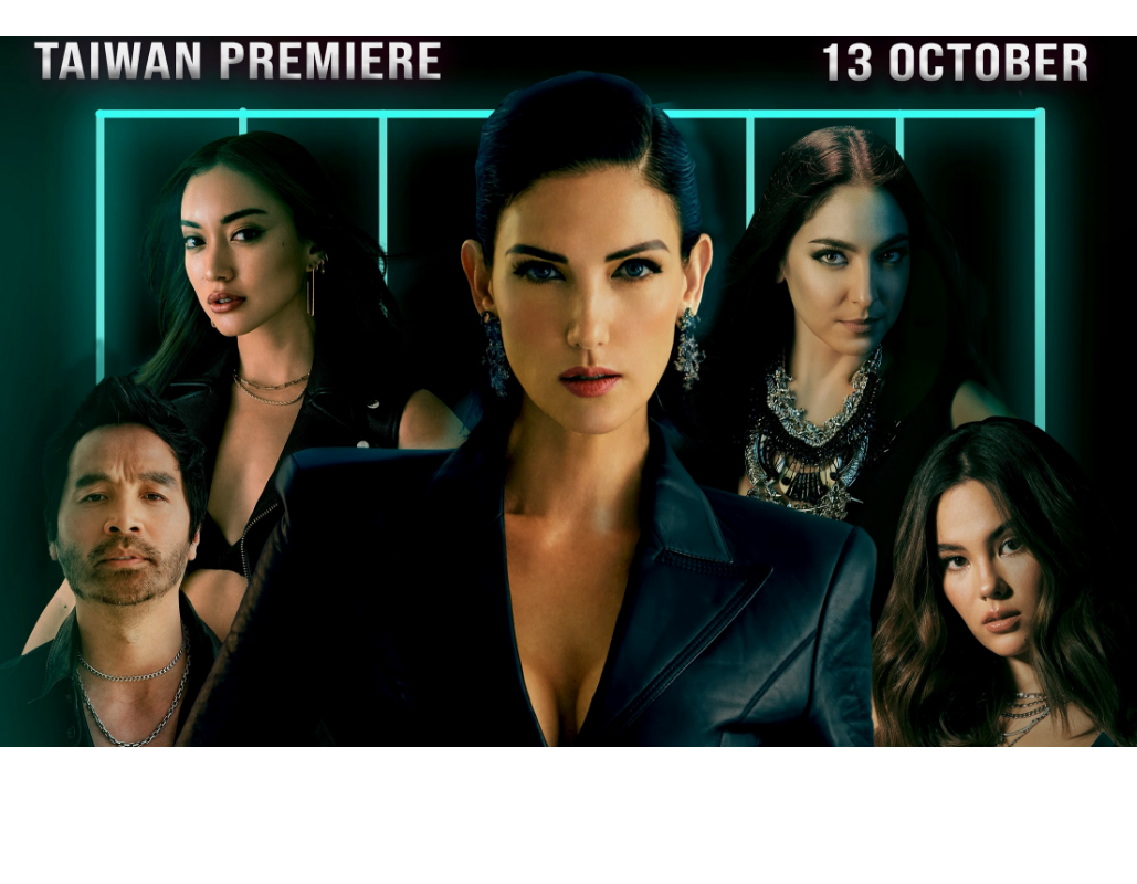 辛蒂畢夏（中）與蔡宇（左一）重返時尚選秀節目，《SupermodelMe》鎖定10月跟大家見面。（AXN頻道提供）