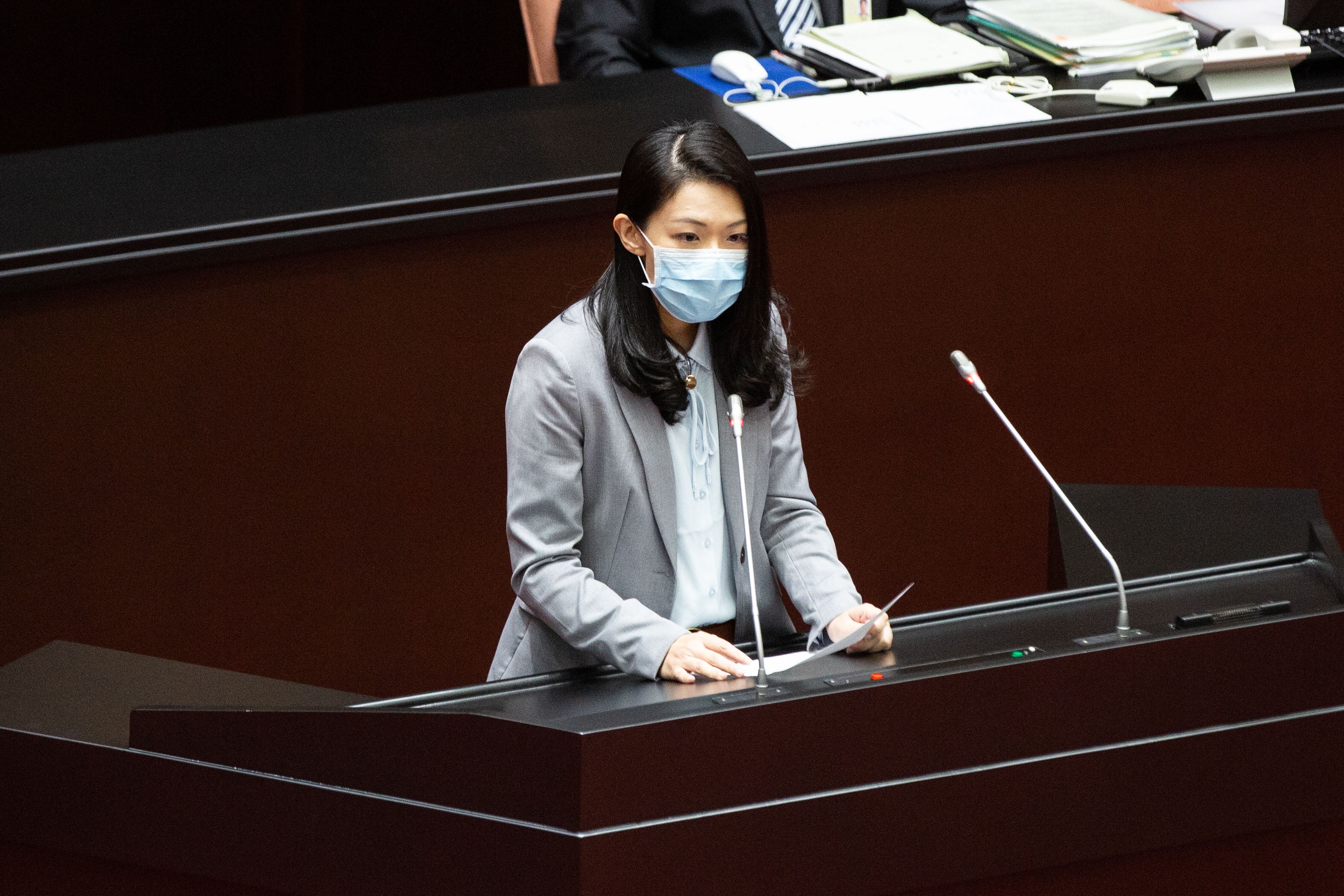 高虹安質疑越南積極洽購疫苗，首批疫苗約2個月就到貨，「為何越南做得到，而台灣不行？」（本刊資料照）