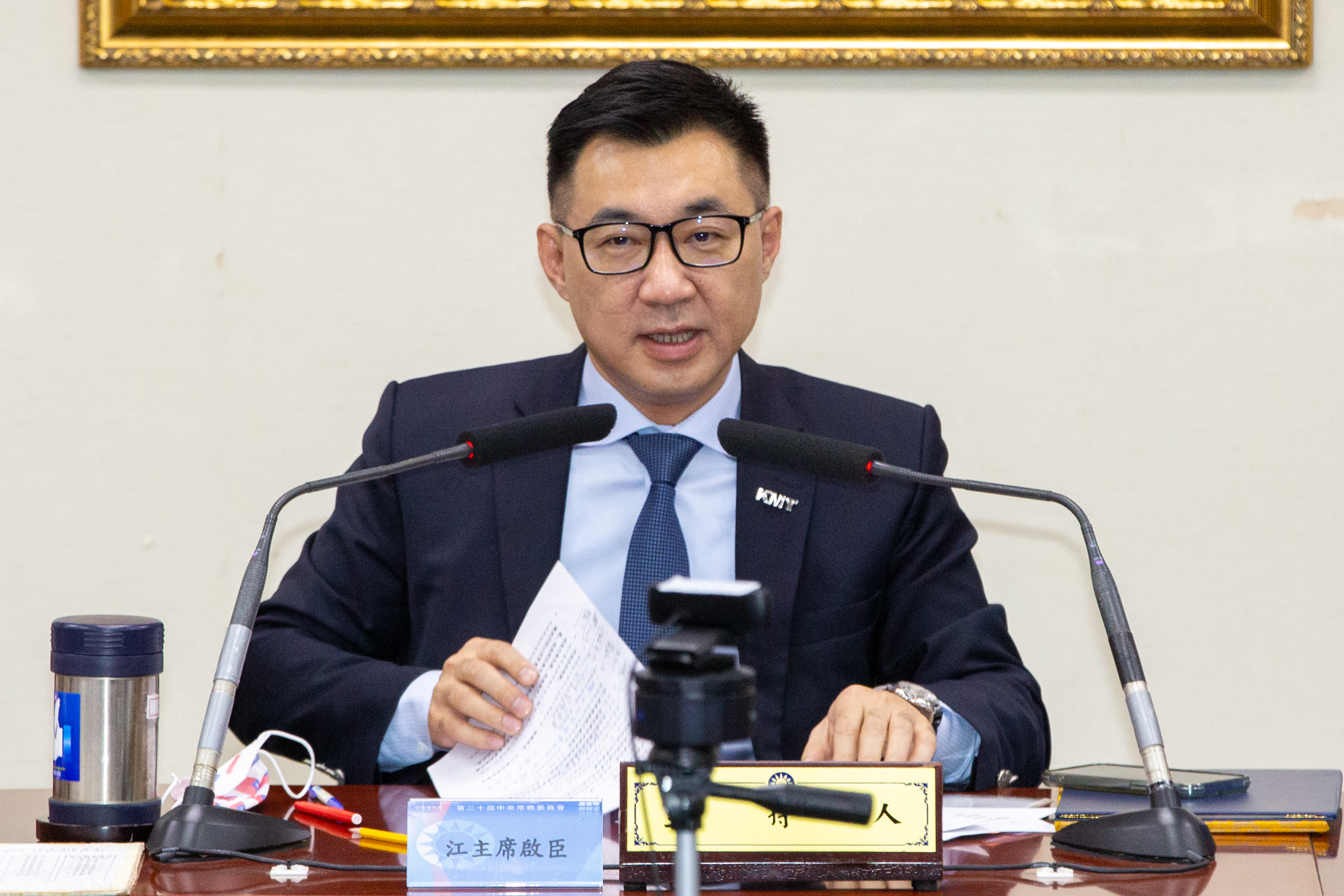 國民黨主席江啟臣批解封措施不明，恐造成「微解封之亂」。（本刊資料照）