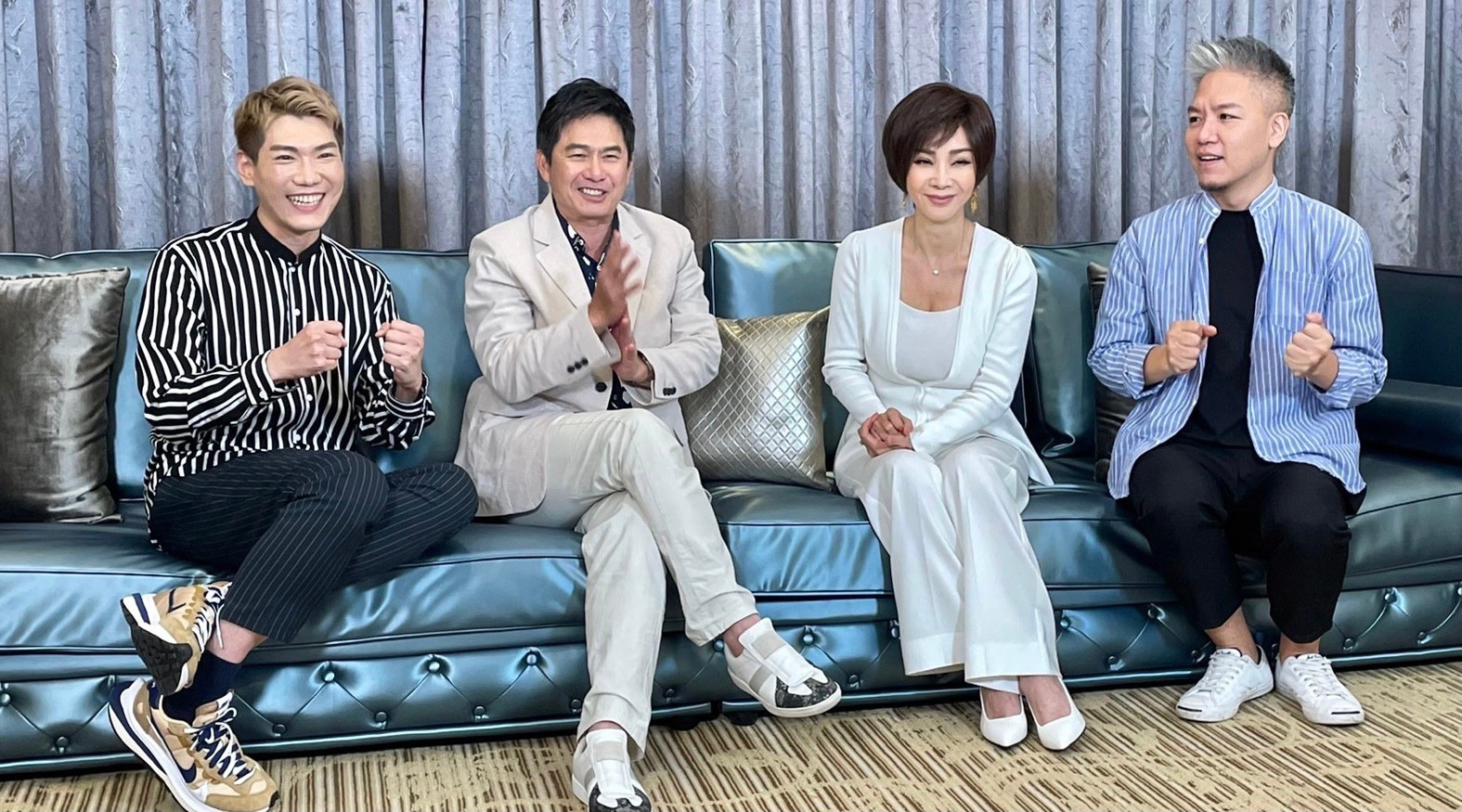 陳美鳳（右2）跟洪都拉斯（左2）在《娛樂超skr》分享拍攝花絮。左一為主持人小路、右一為主持人阿甘。（民視提供）