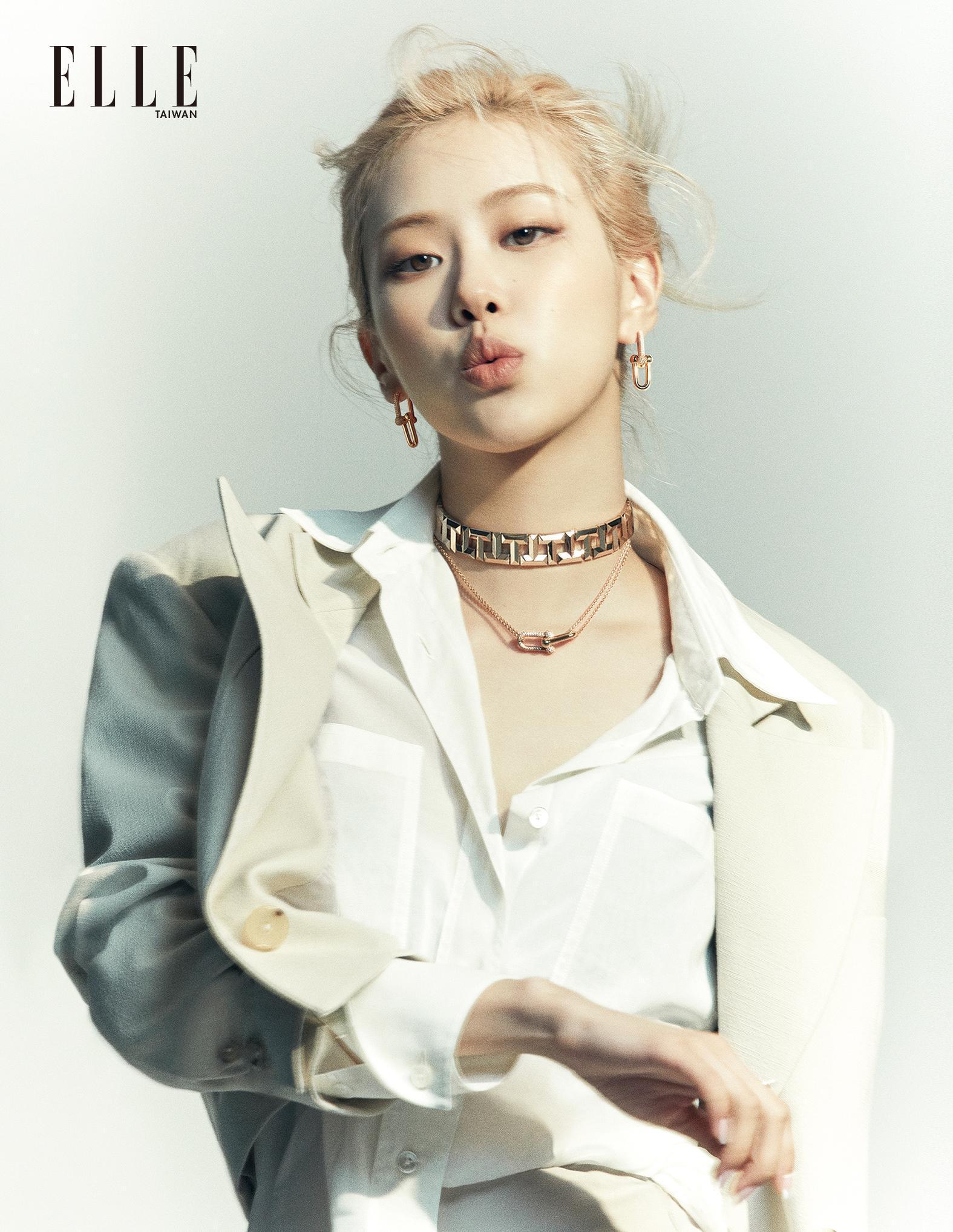 Rosé 3月推出首張個人專輯，便獲得2項金氏世界紀錄。（《ELLE》國際中文版提供）