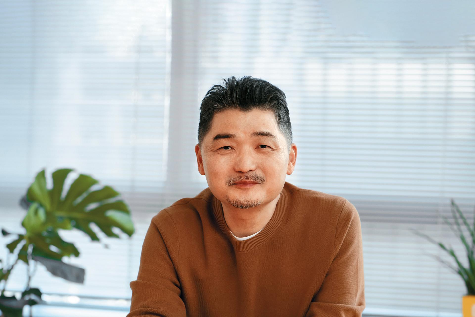 Kakao創辦人金範洙投入多角化經營,讓該集團在韓國有巨大影響力。(翻攝自kakaocorp.com)