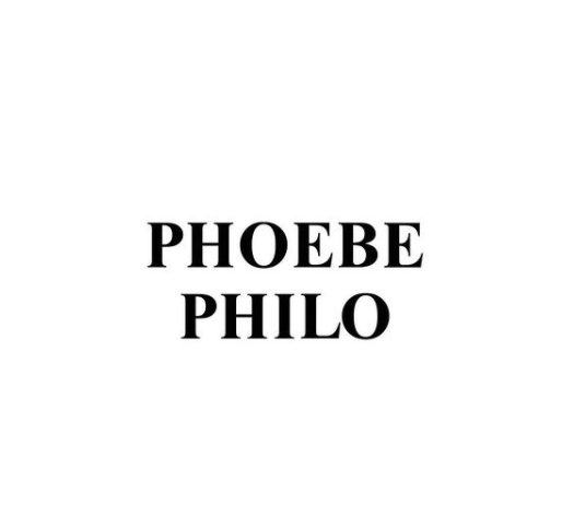 報導最後一張照片po出Phoebe Philo的名字，還不知是否會是品牌Logo的標準字體。（翻攝自BOF IG）