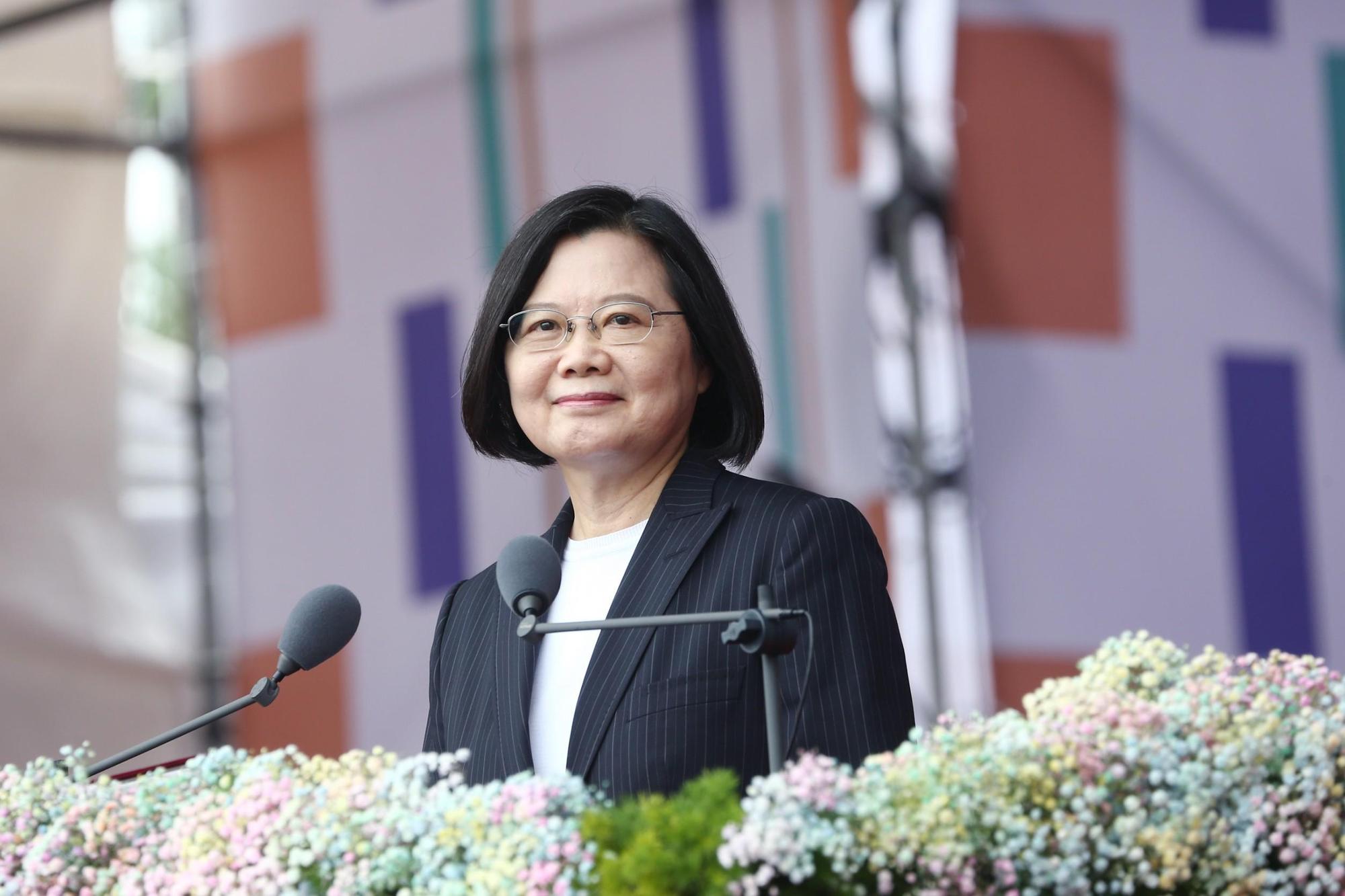 總統蔡英文感謝各方在這次BNT疫苗採購捐贈專案的努力，她更宣布明、後年預計洽購共3000萬劑的莫德納次世代疫苗。（總統府提供）