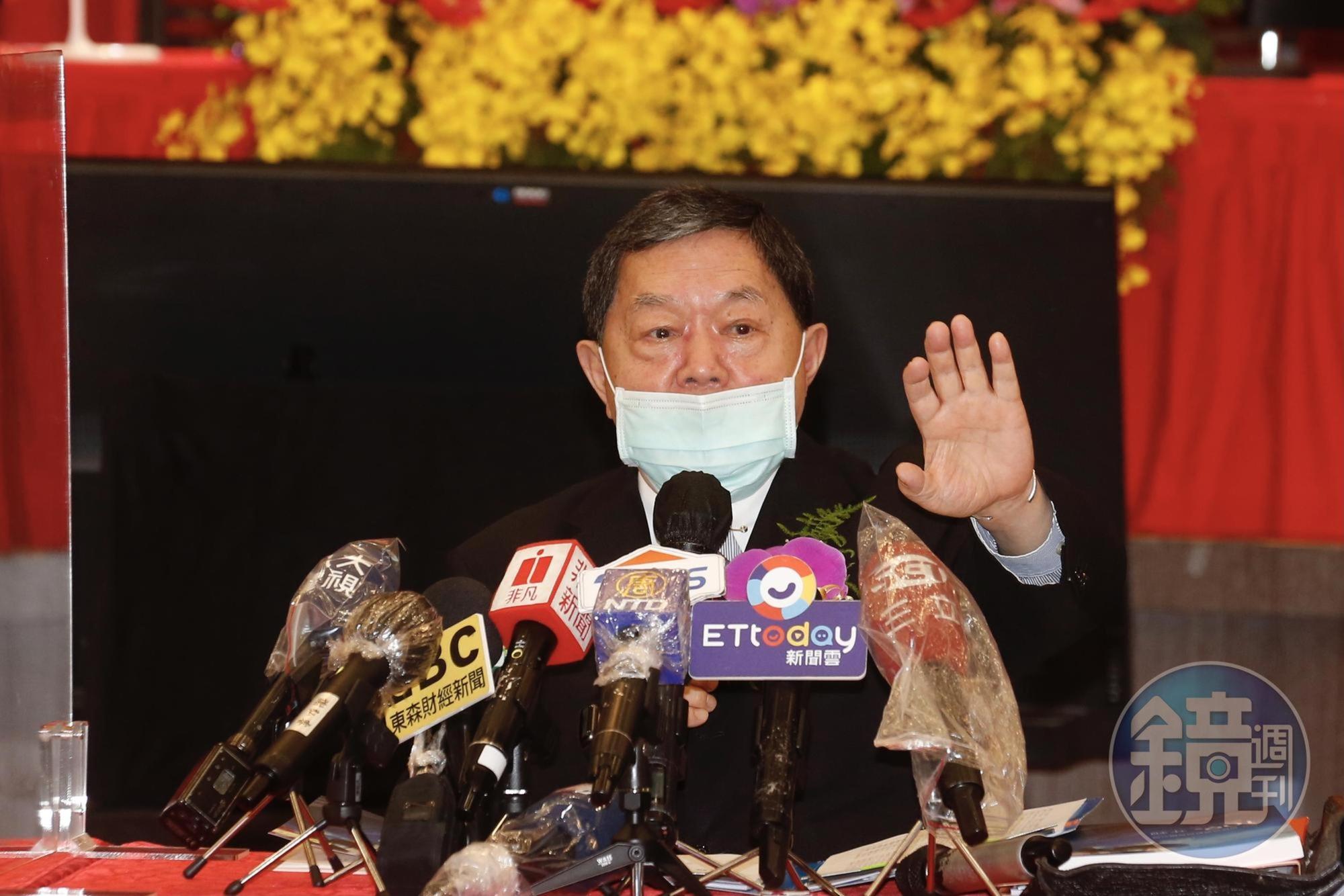 遠東集團董事長徐旭東今日在裕民股東會上透露,自己早在年初就曾想買疫苗,卻遭打回票。(本刊資料照)