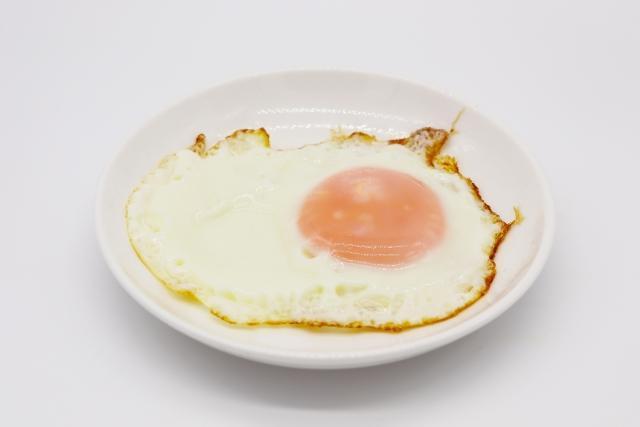泰國外送平台推出免外送費活動,卻有顧客濫用,向50公里以外的店家點一顆荷包蛋。(示意圖,photoAC)