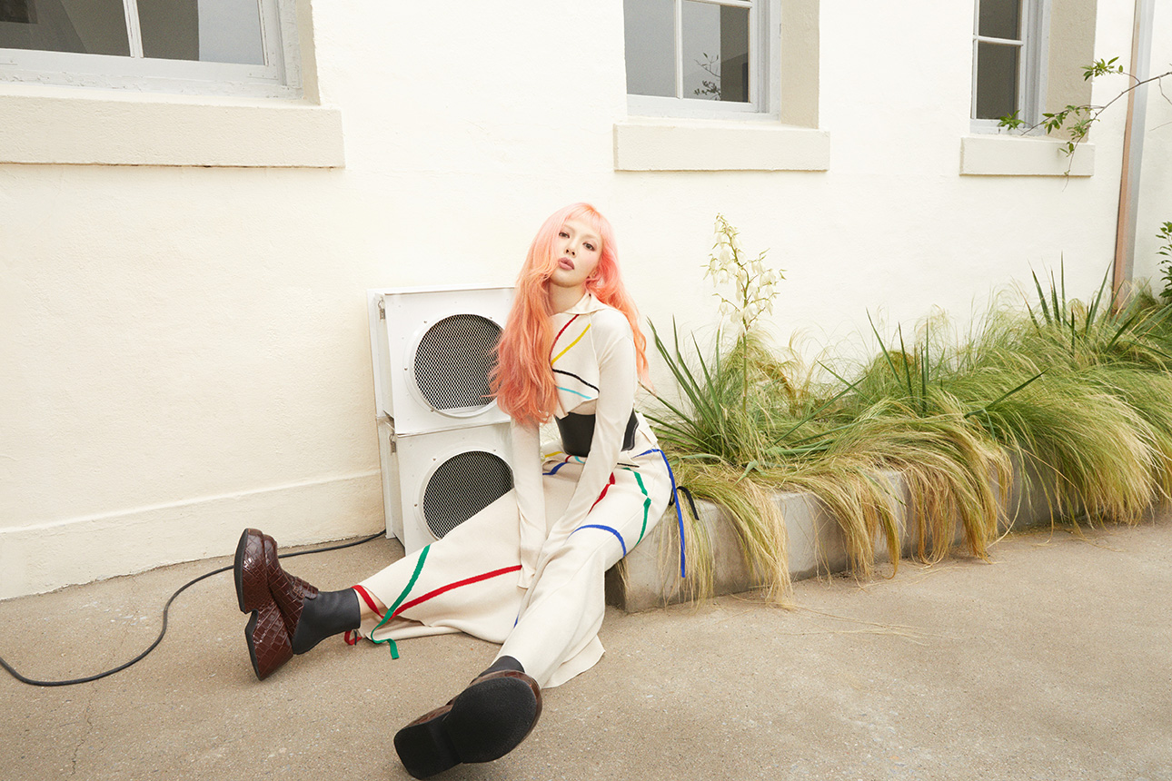 LOEWE宣布泫雅將擔任全球首個品牌大使。（LOEWE提供）