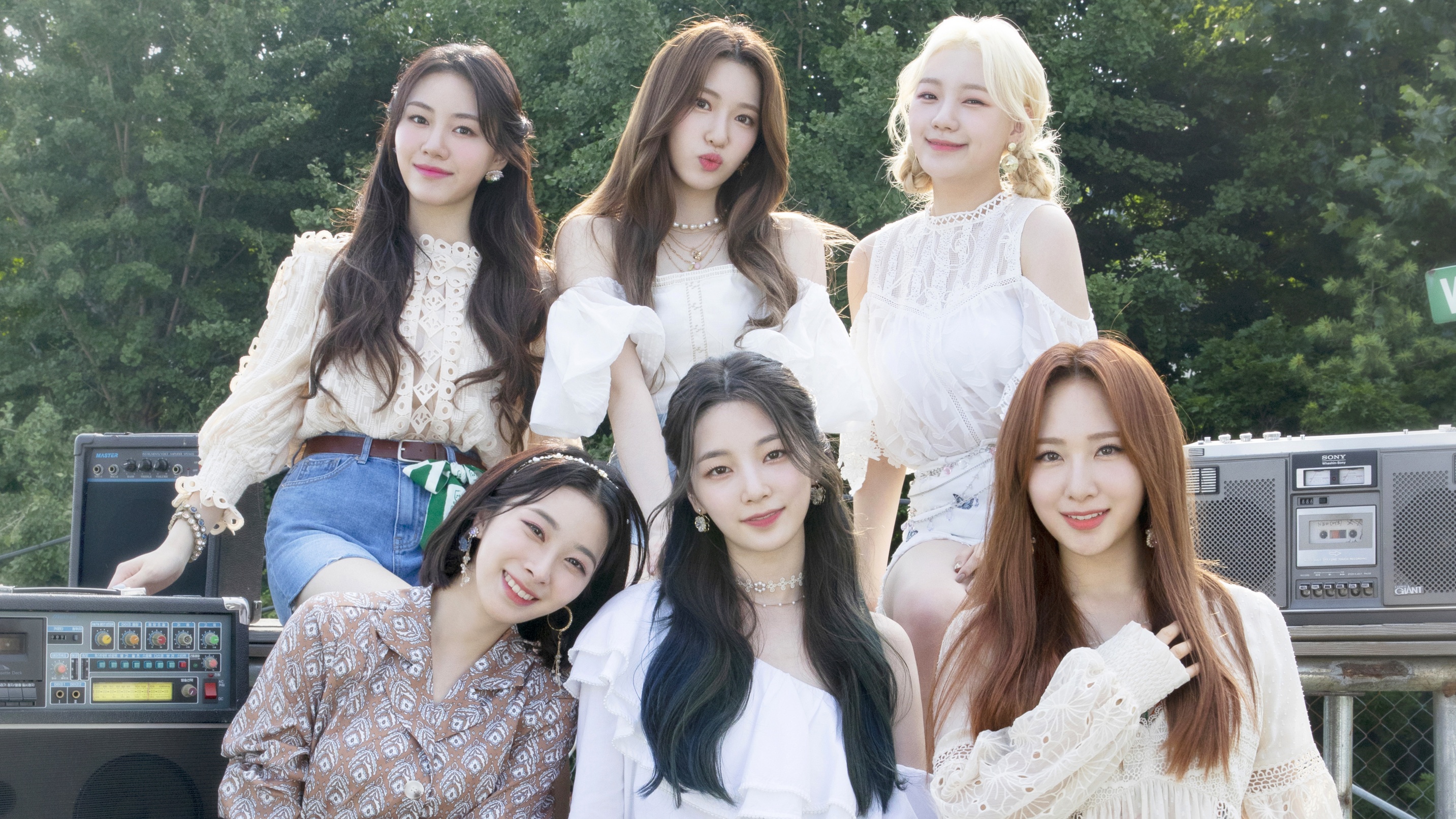 Rocket Punch將推出數位單曲〈Ring Ring〉的Acoustic版本。（Woollim娛樂提供）