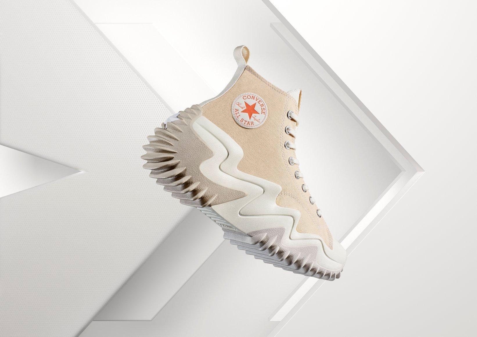 與泫雅同款的Run Star Motion。NT$3,380（CONVERSE提供）